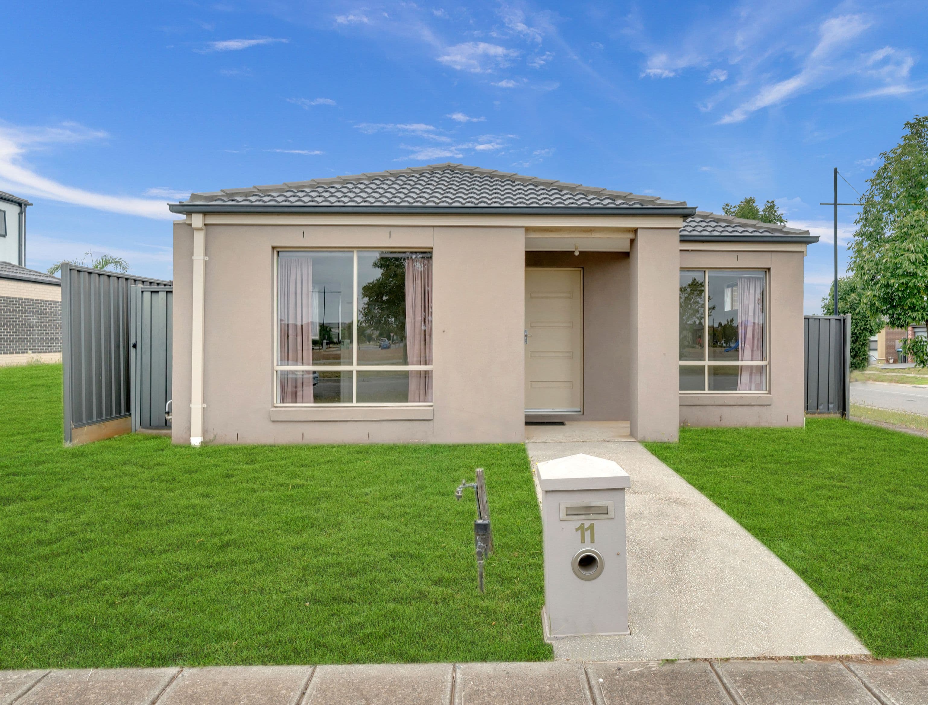 11 Barron Street, Tarneit VIC 3029, Tarneit - Image 1
