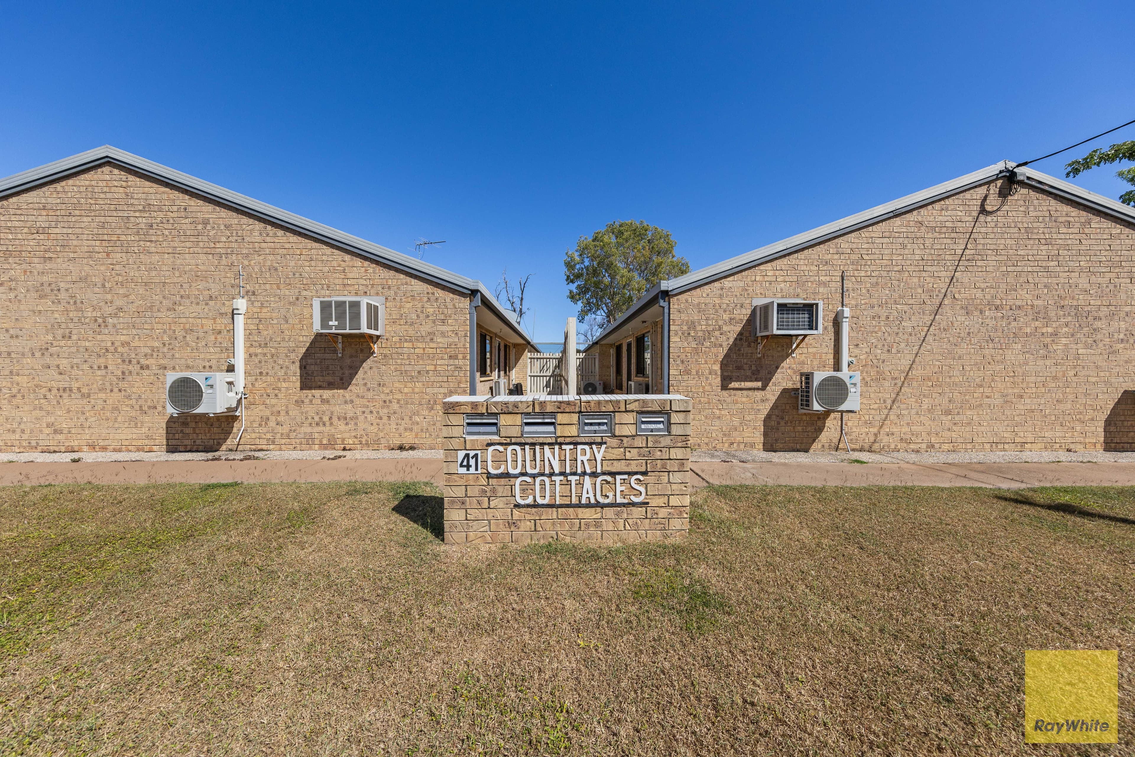 41 Baker Street, Emerald QLD 4720, Emerald - Image 1