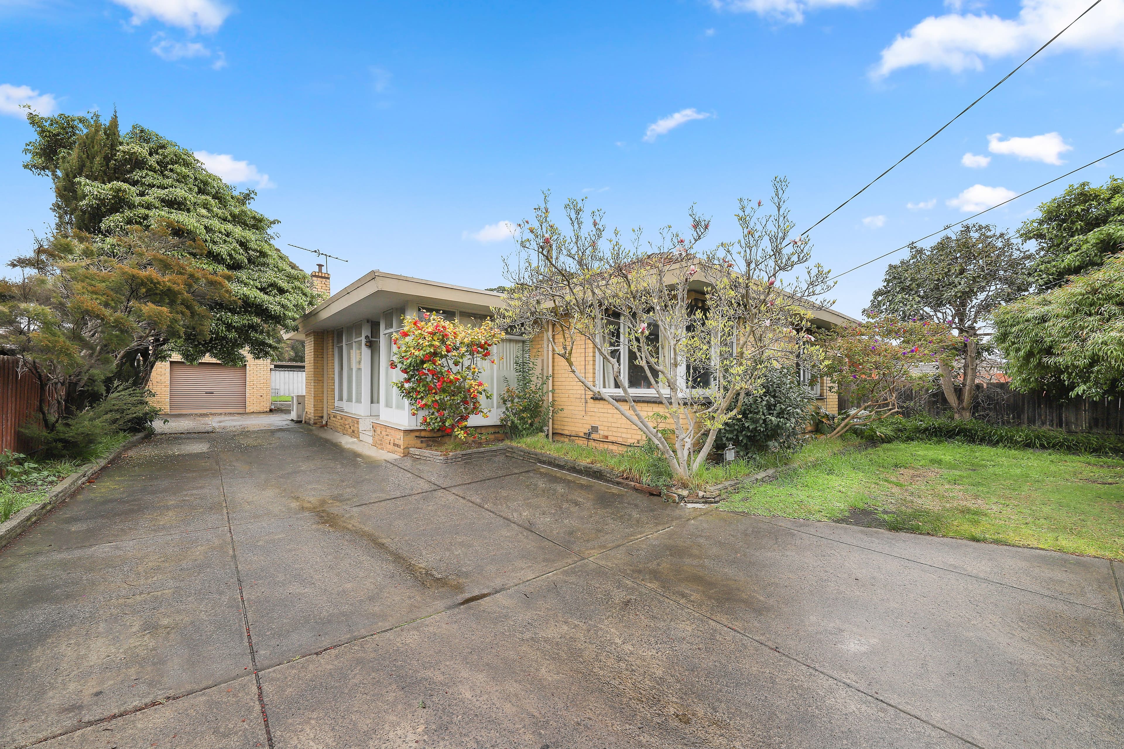 28 Clarendon Avenue, Oakleigh South VIC 3167, Oakleigh South - Image 1