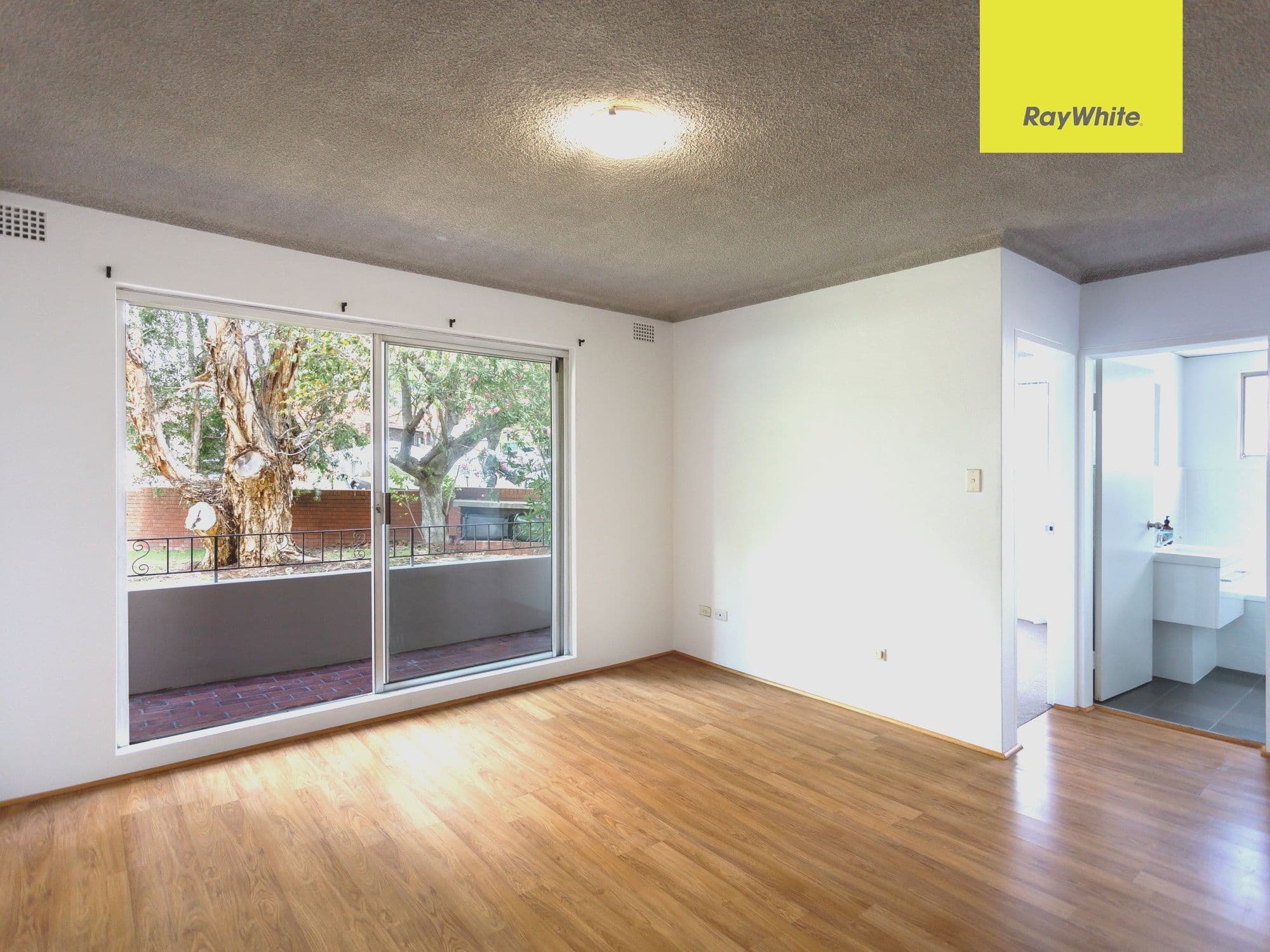 19 Romilly Street, Riverwood - Image 1