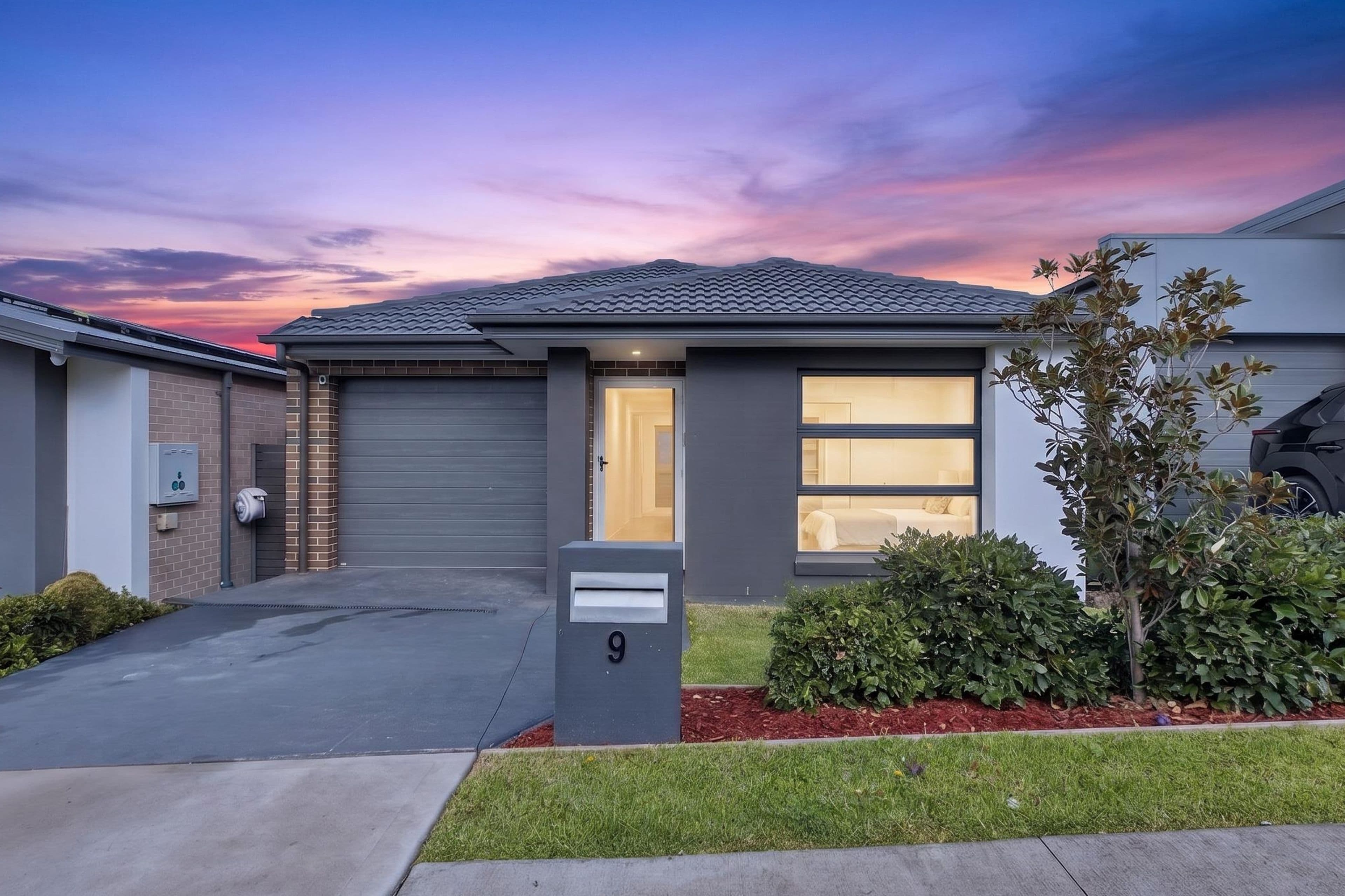9 Hedge Street, Oran Park NSW 2570, Oran Park - Image 1