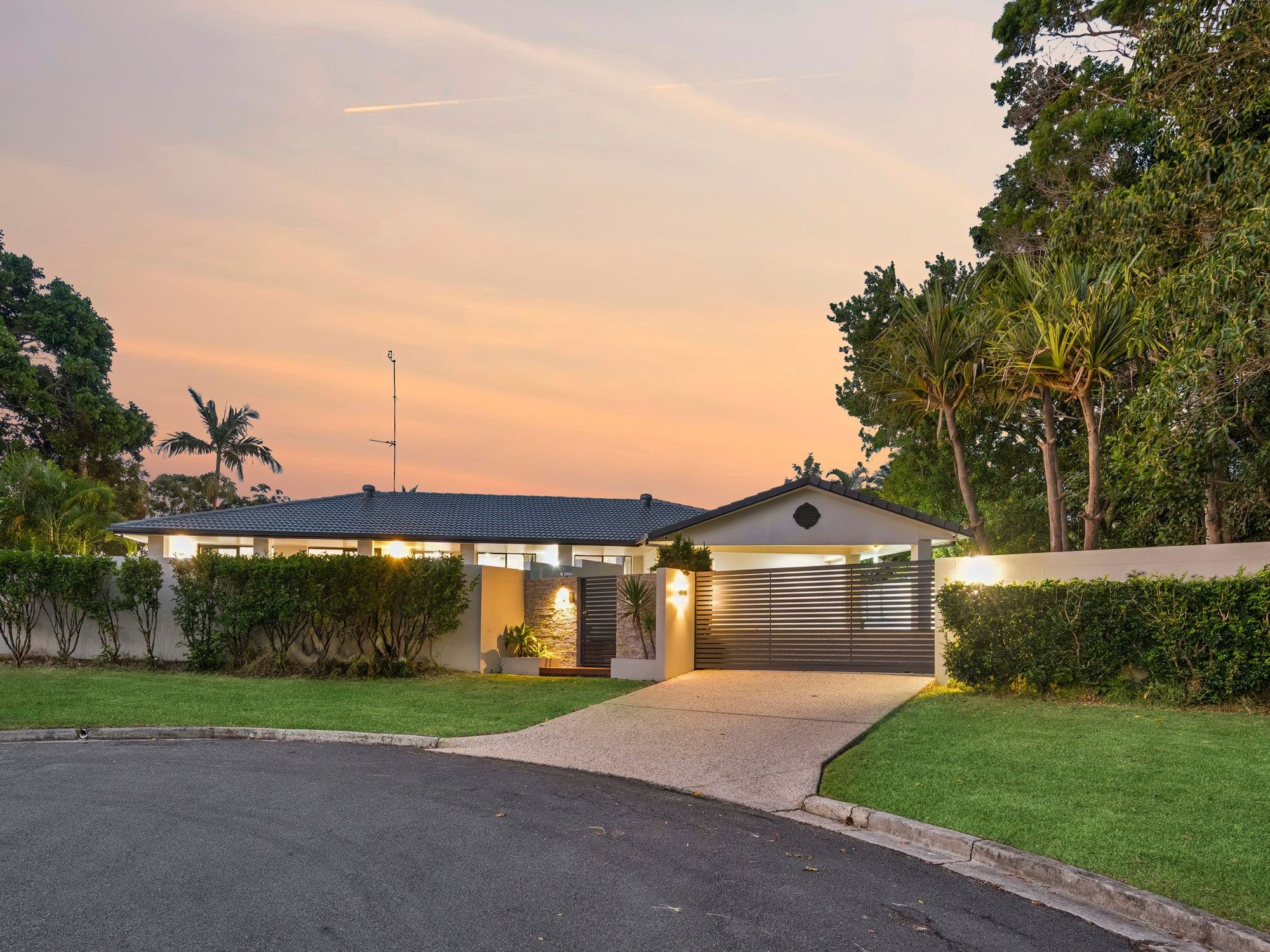 9 Crinkle Court, Southport QLD 4215, Southport - Image 1