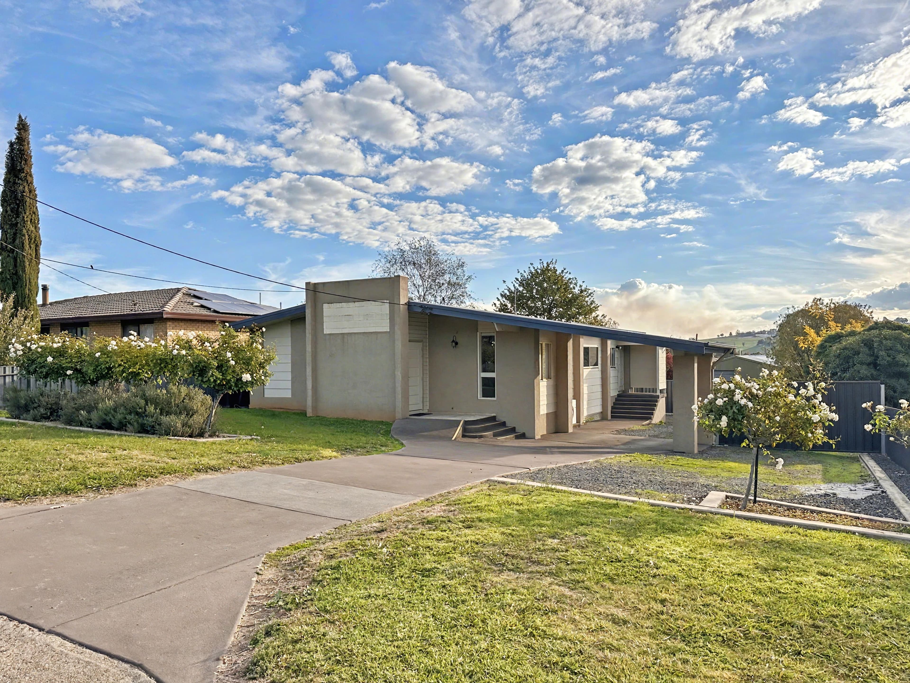 107 Gilbert Street, Tumbarumba NSW 2653, Tumbarumba - Image 1