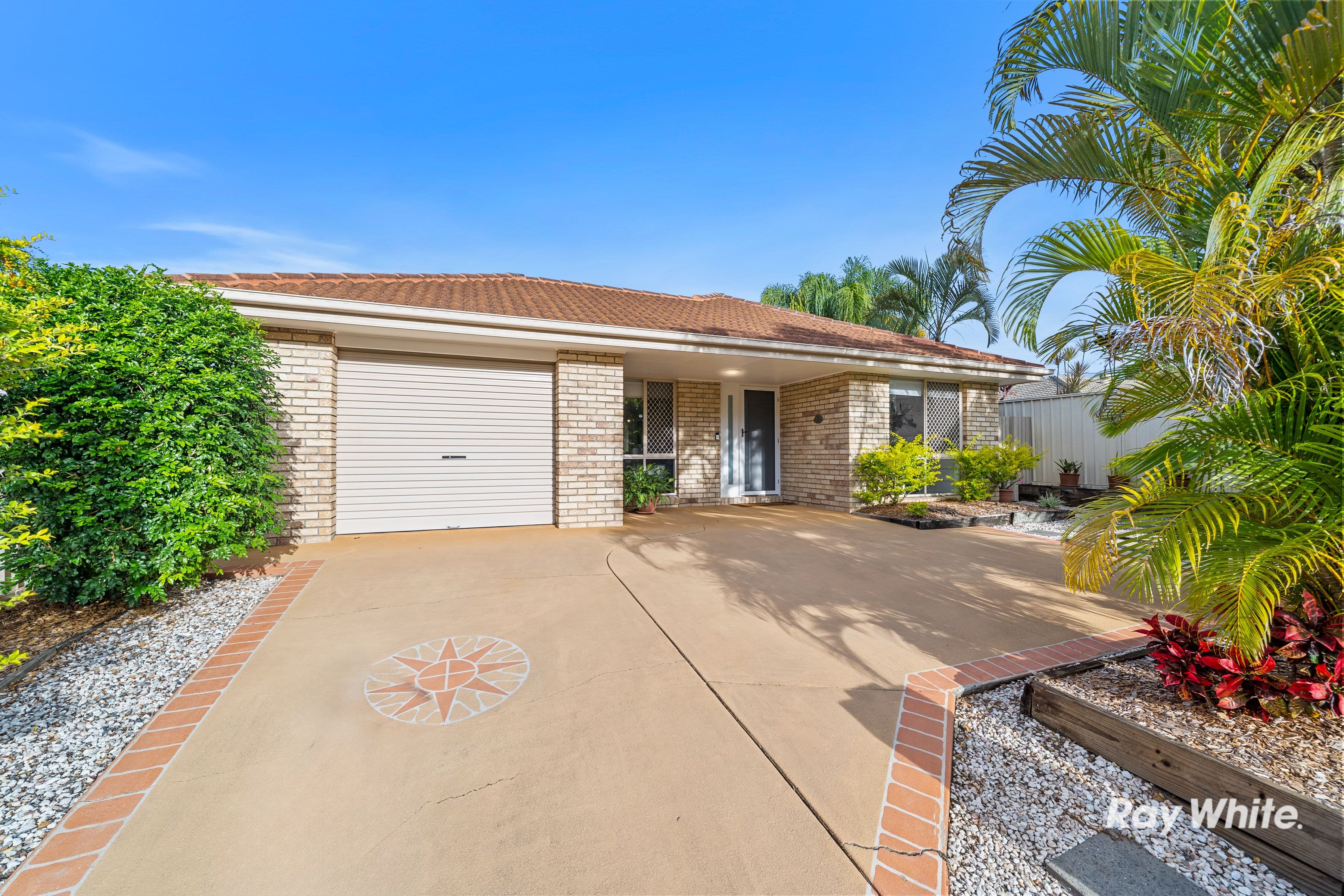 27 Regency Drive, Regents Park QLD 4118, Regents Park - Image 1