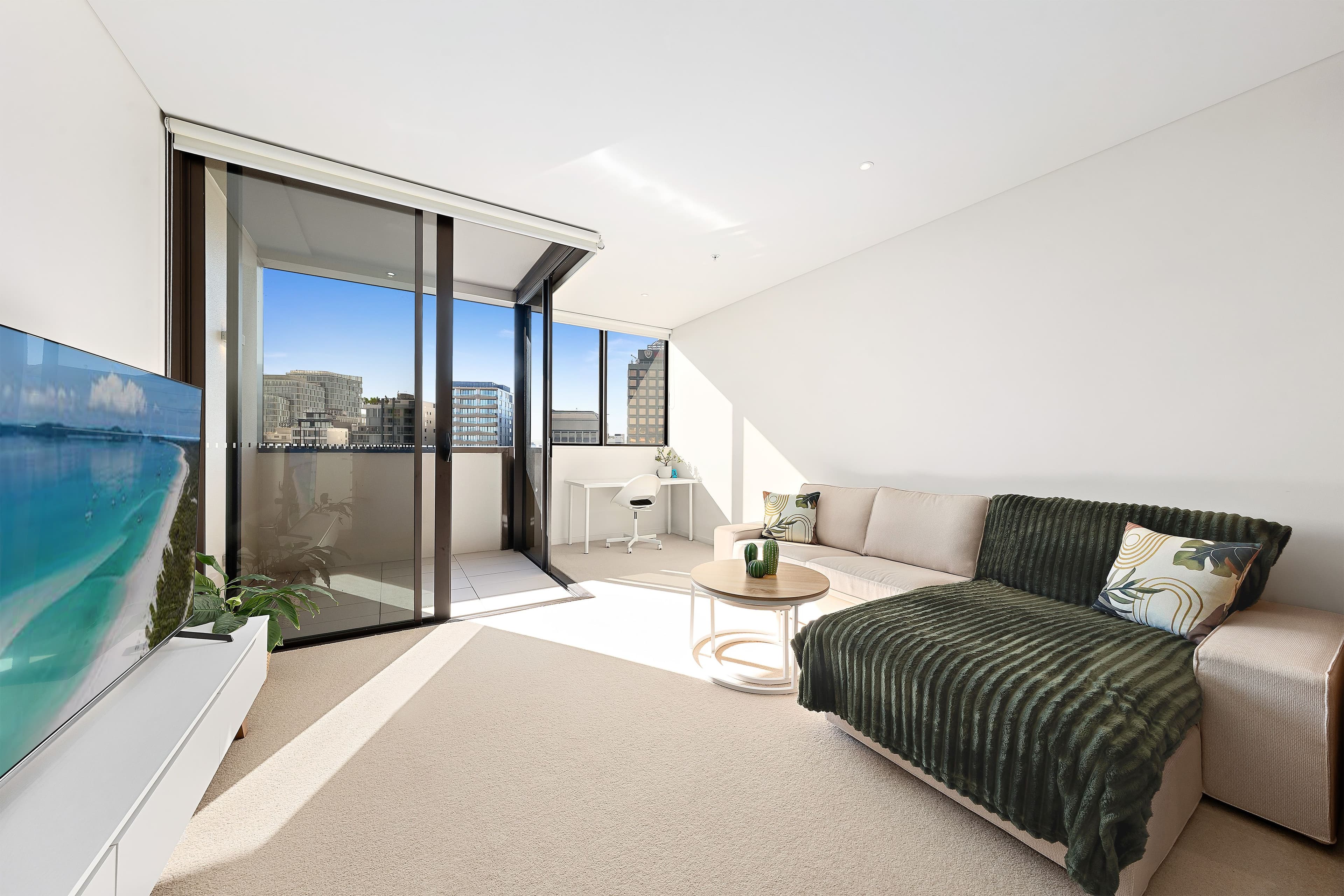 1709/211 Pacific Highway (rear of block), North Sydney NSW 2060, North Sydney - Image 1