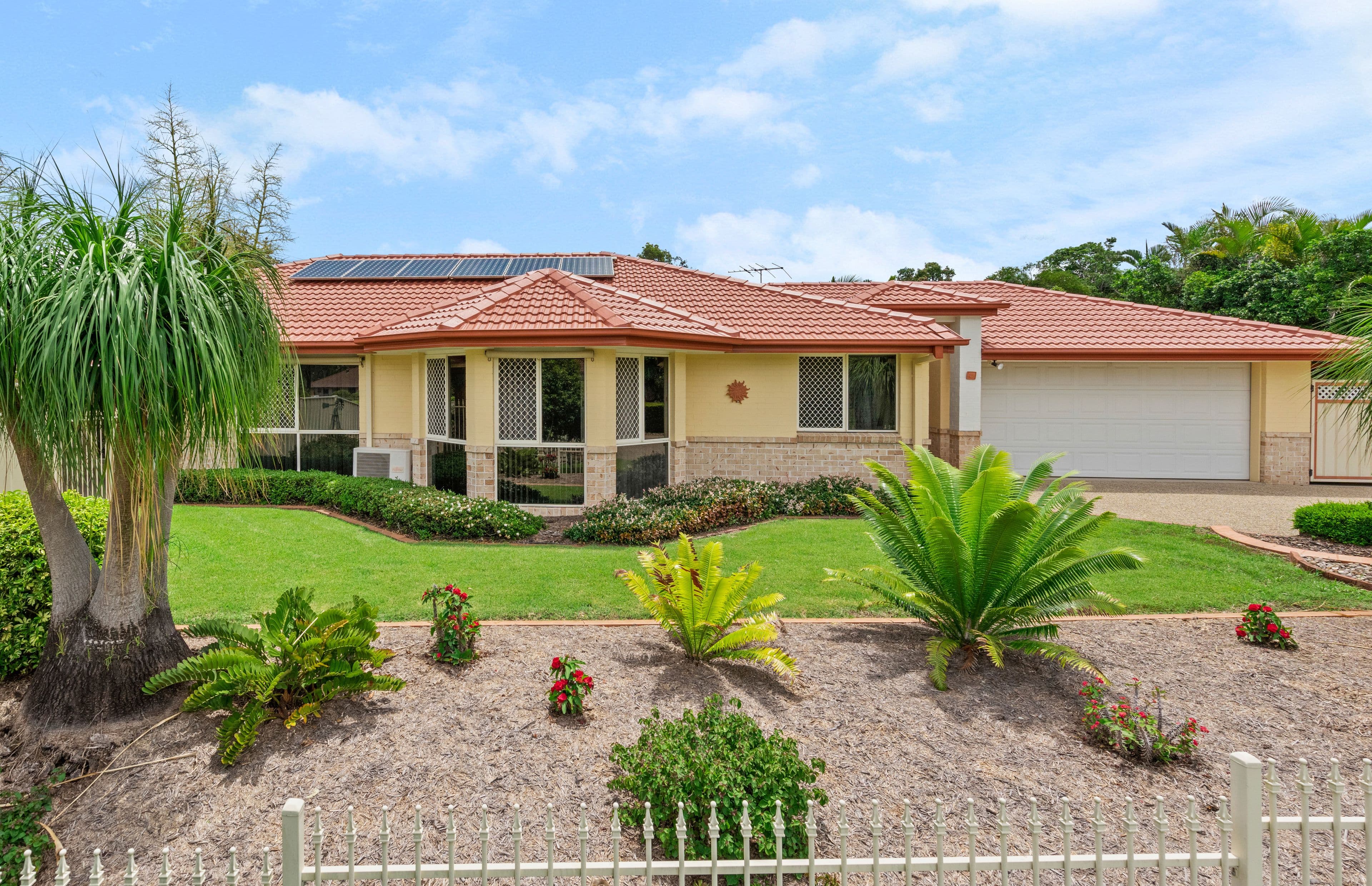 1 Border Court, Arana Hills QLD 4054, Arana Hills - Image 1