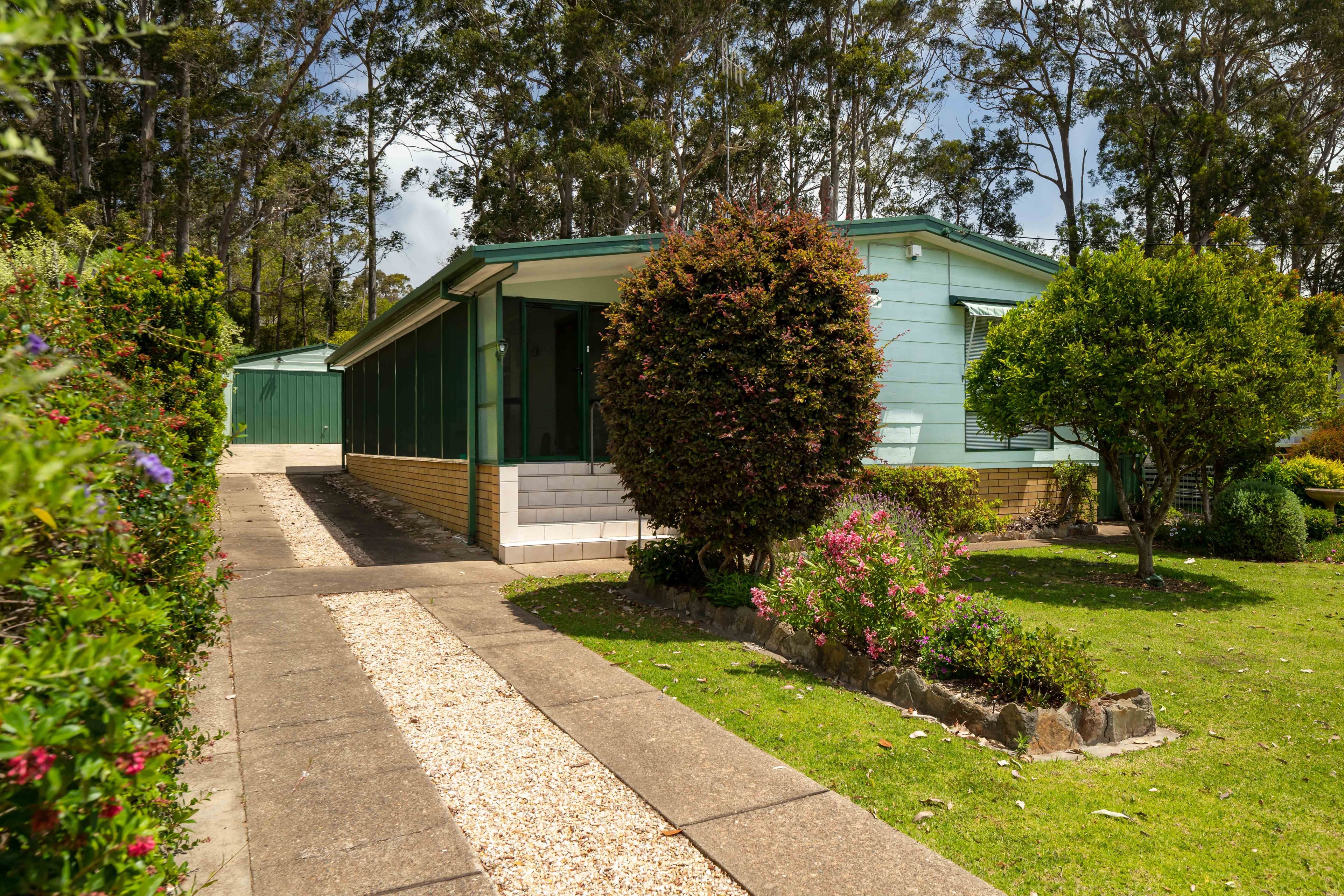 26 Christopher Crescent, Batehaven - Image 1