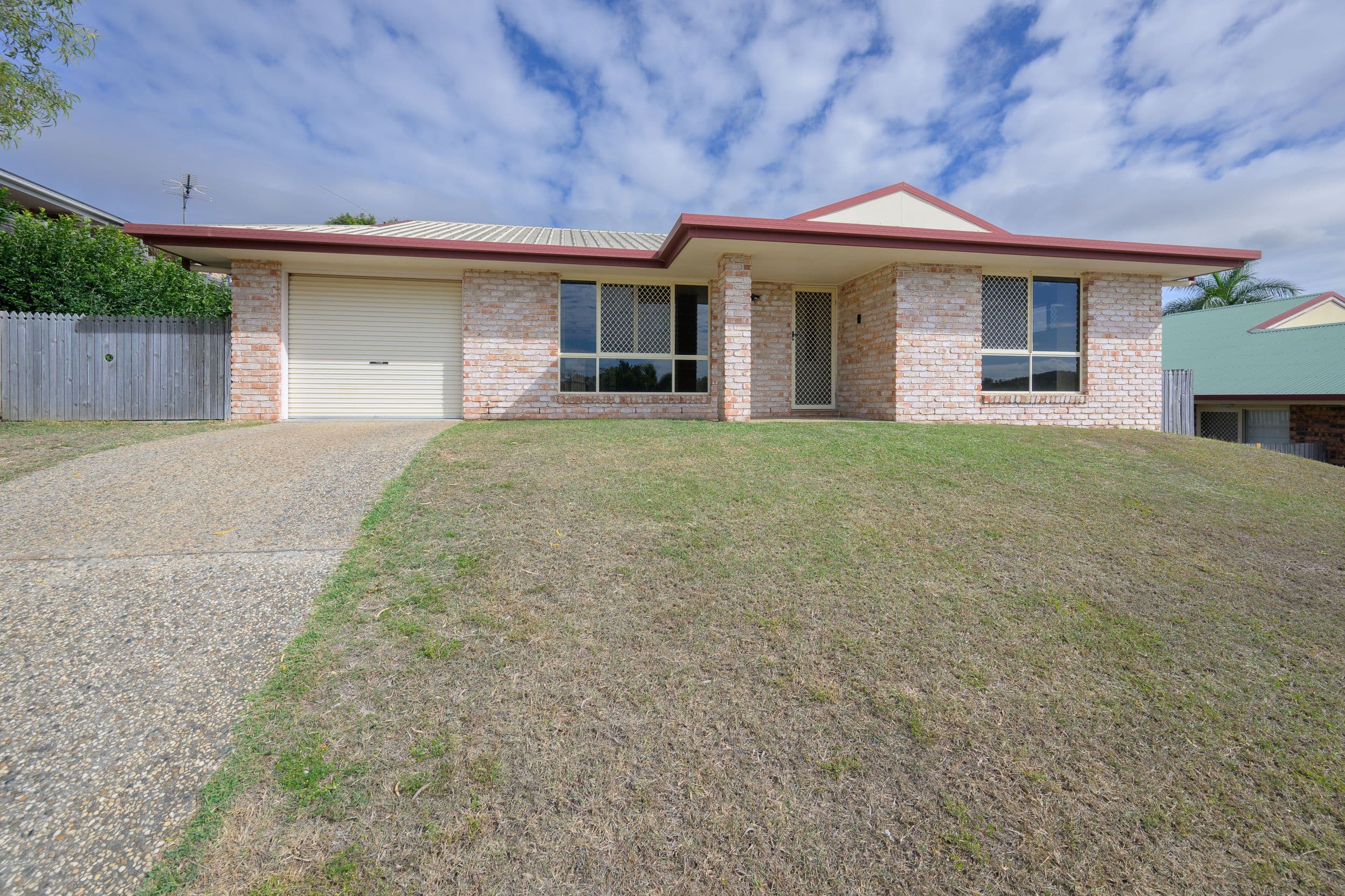 8 Ellington Street, New Auckland QLD 4680, New Auckland - Image 1