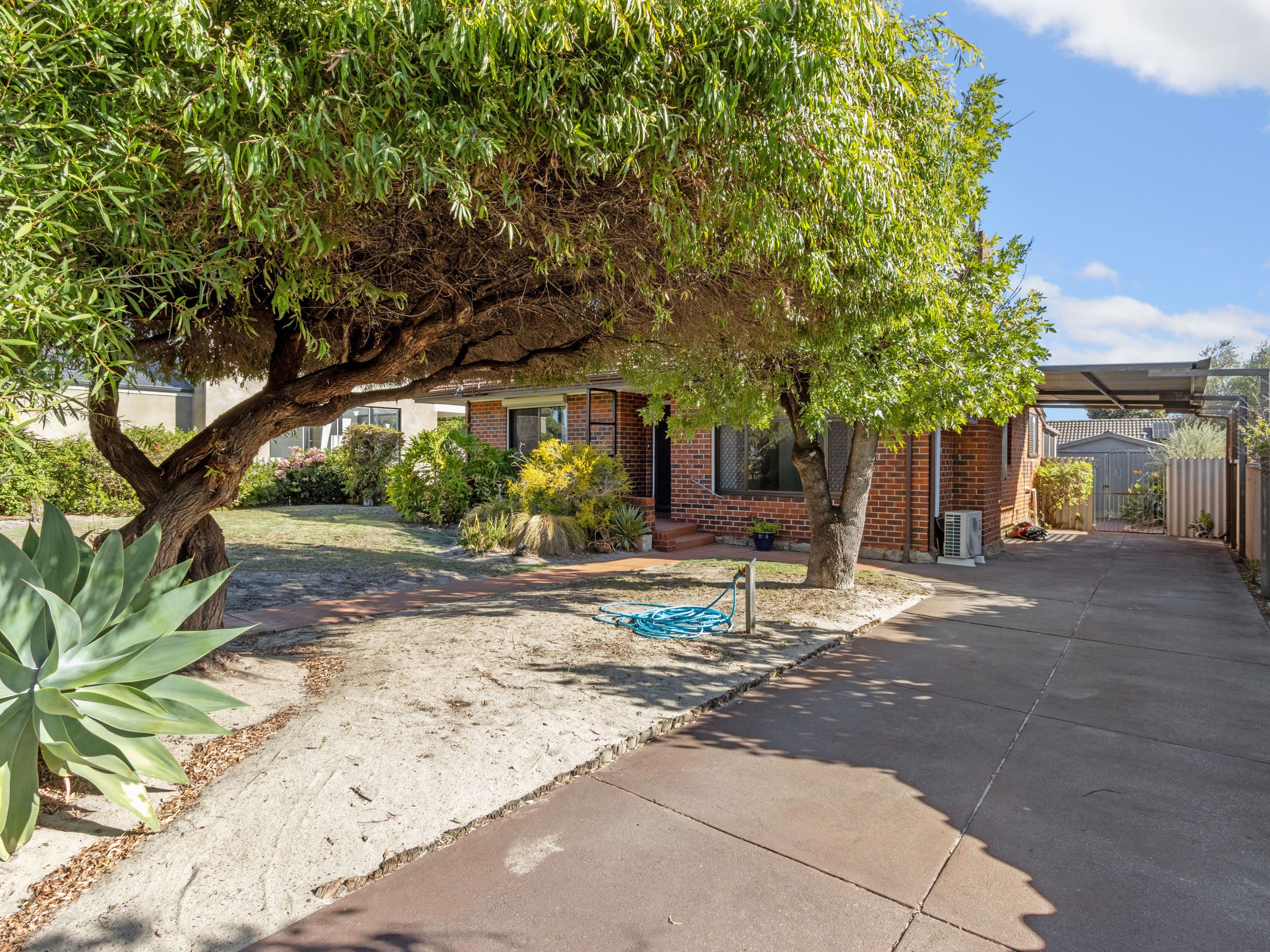 2 Godfrey Street, Queens Park WA 6107, Queens Park - Image 1