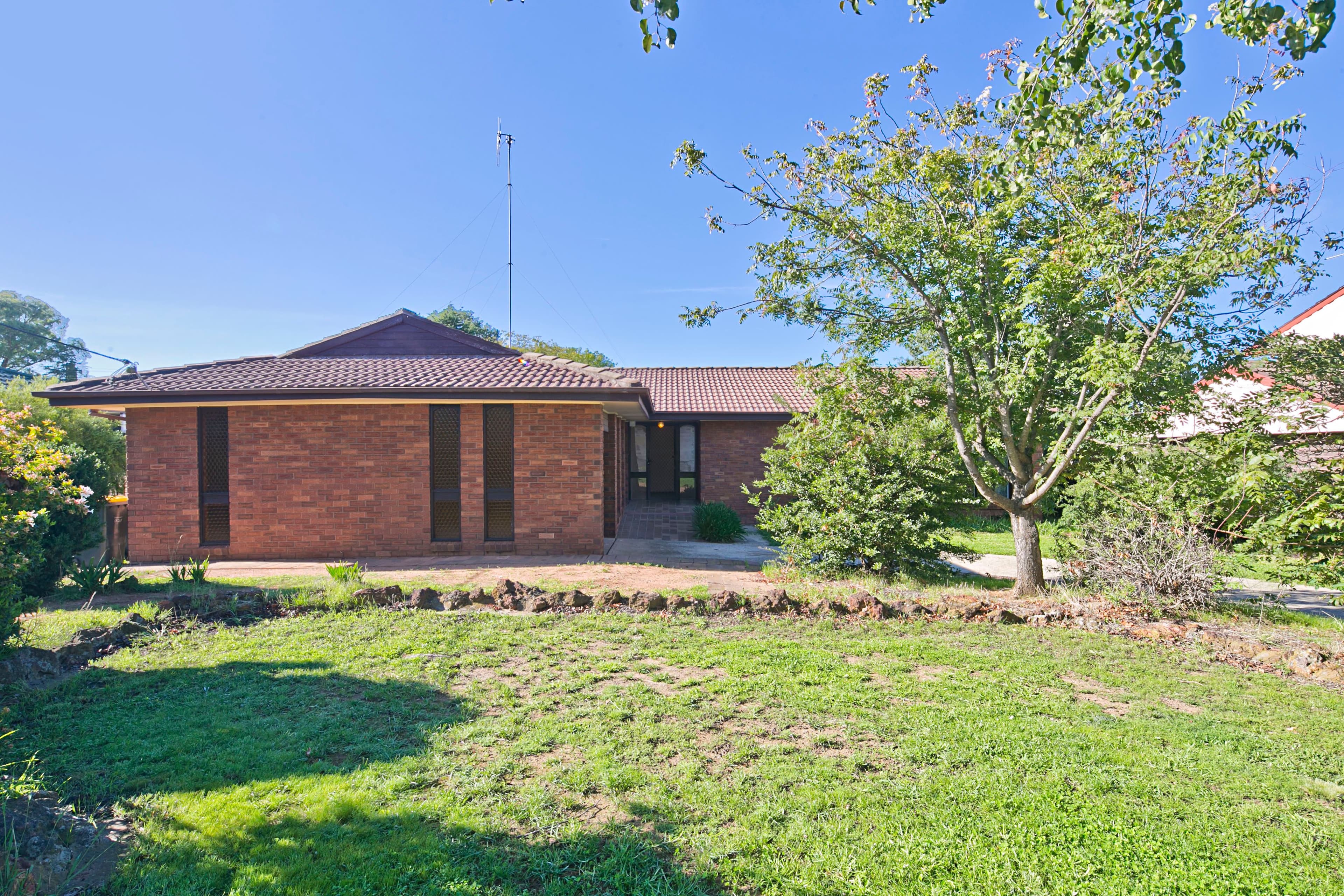 7 Queen Street, Goulburn NSW 2580, Goulburn - Image 1