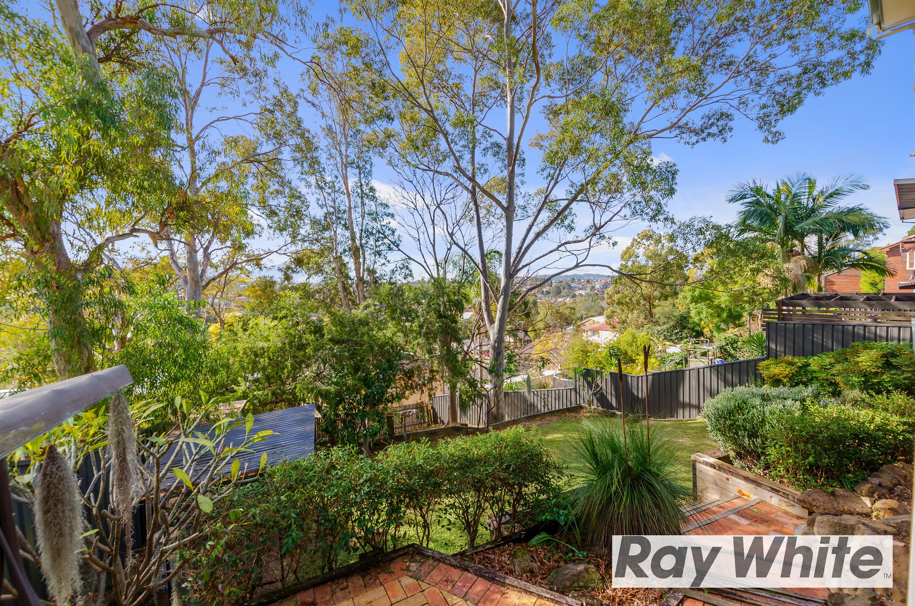 64 Panorama Drive, Farmborough Heights - Image 1