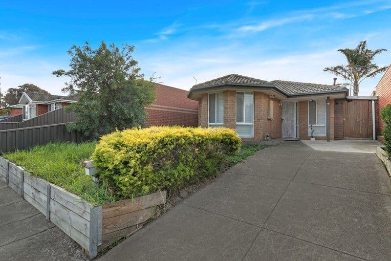 19 Rostron Way, Roxburgh Park VIC 3064, Roxburgh Park - Image 1