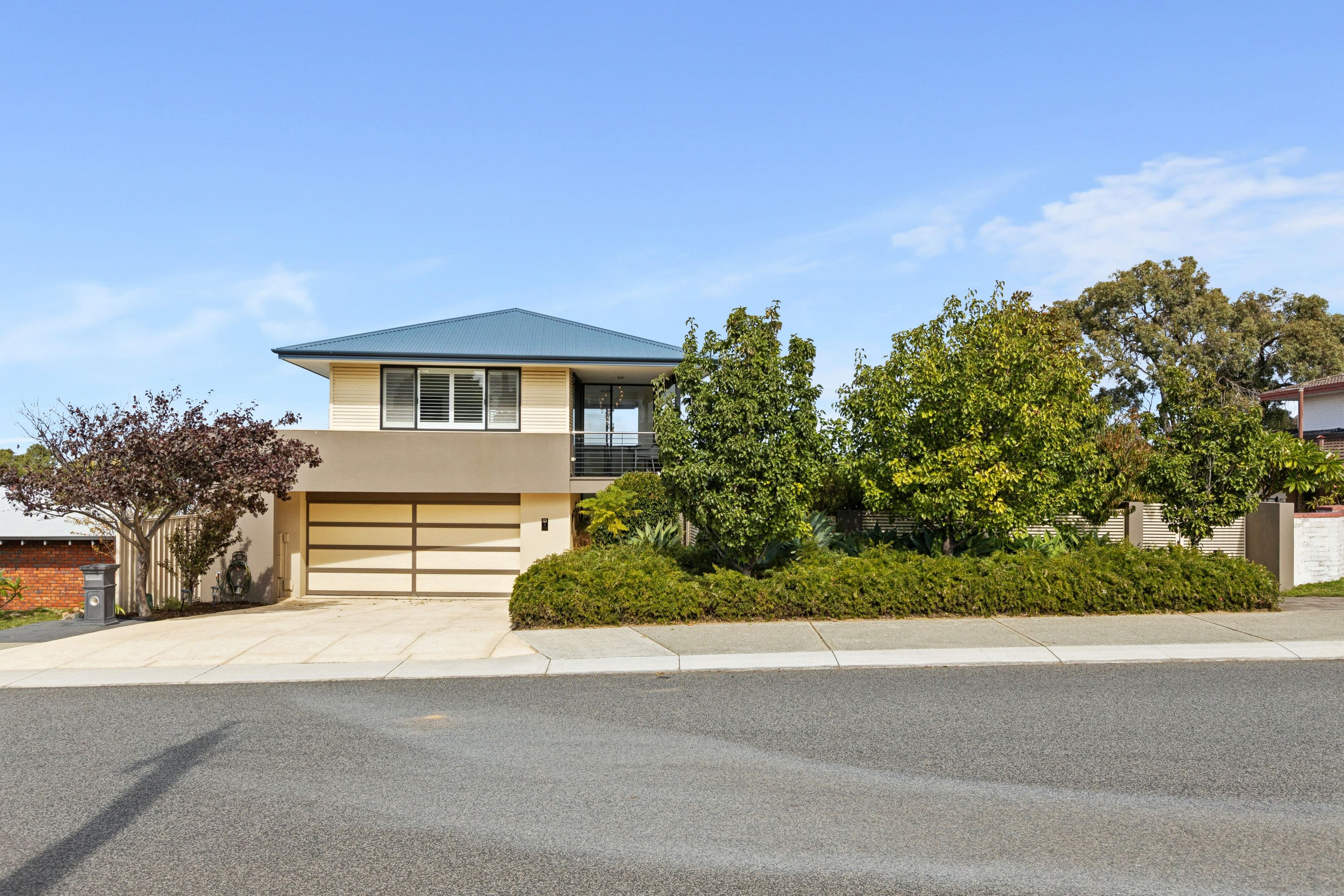 4 Elfreda Avenue, Sorrento WA 6020, Sorrento - Image 1