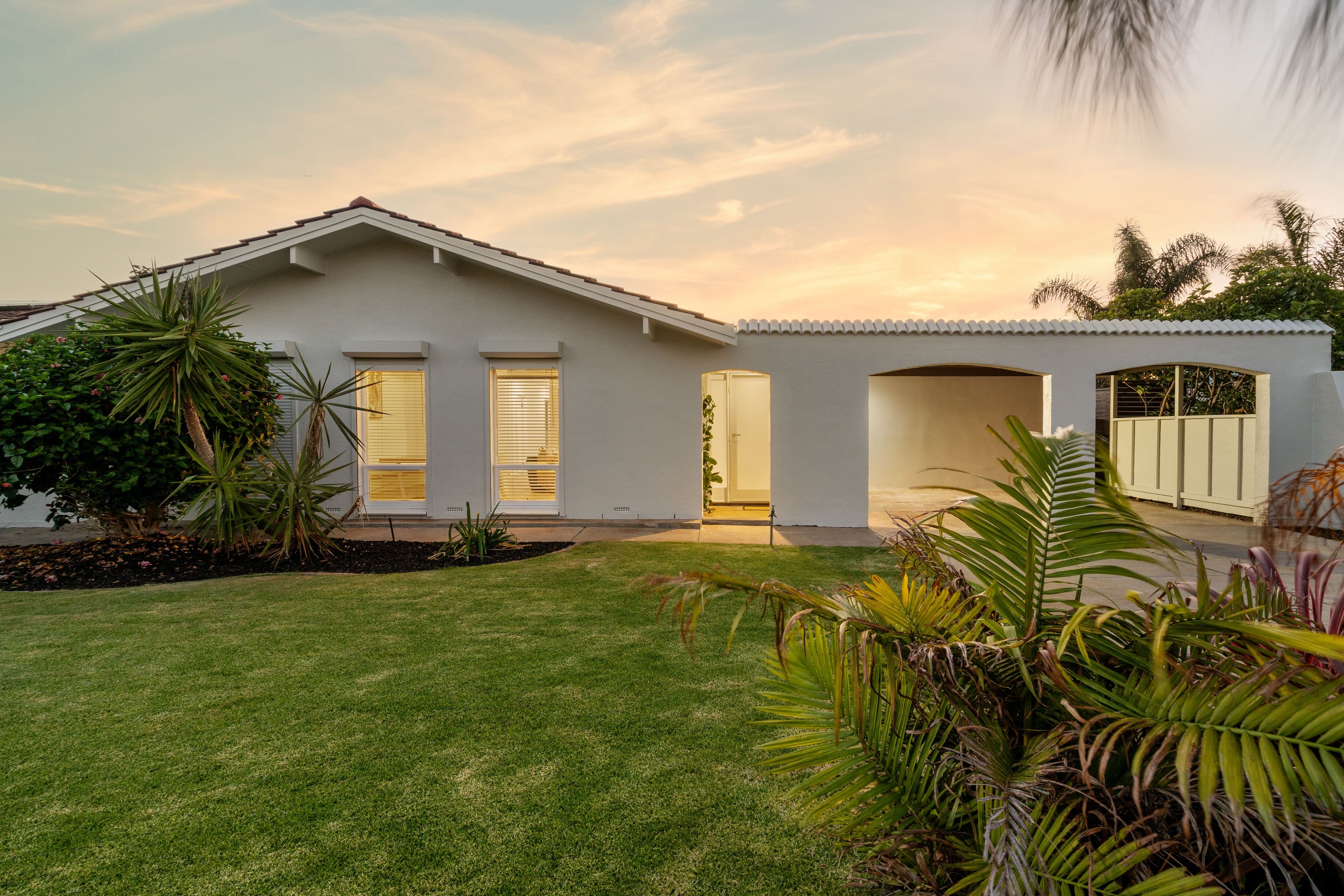 33 Ashburton Avenue, West Lakes Shore SA 5020, West Lakes Shore - Image 1