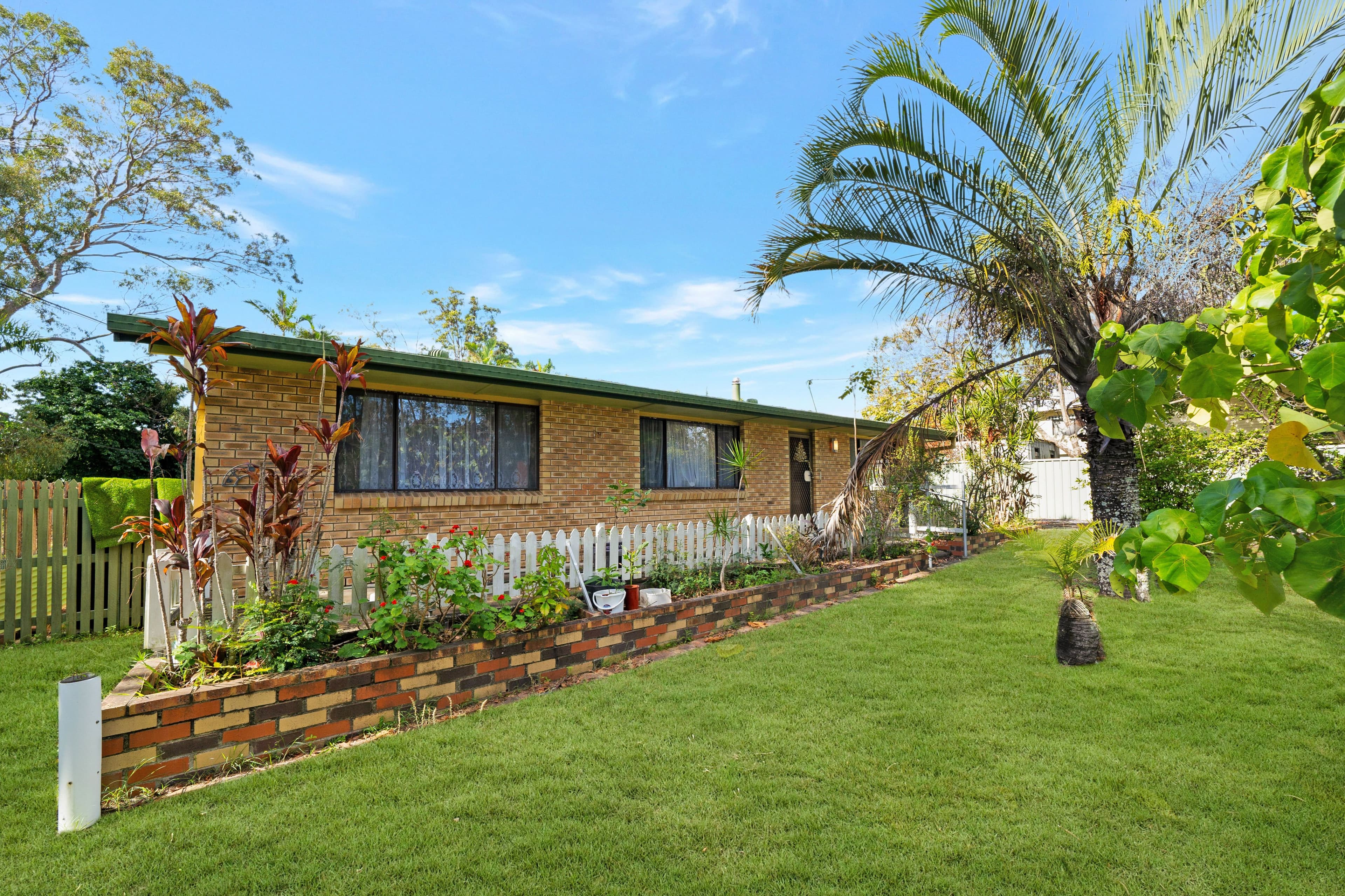 98 Station Road, Loganlea QLD 4131, Loganlea - Image 1