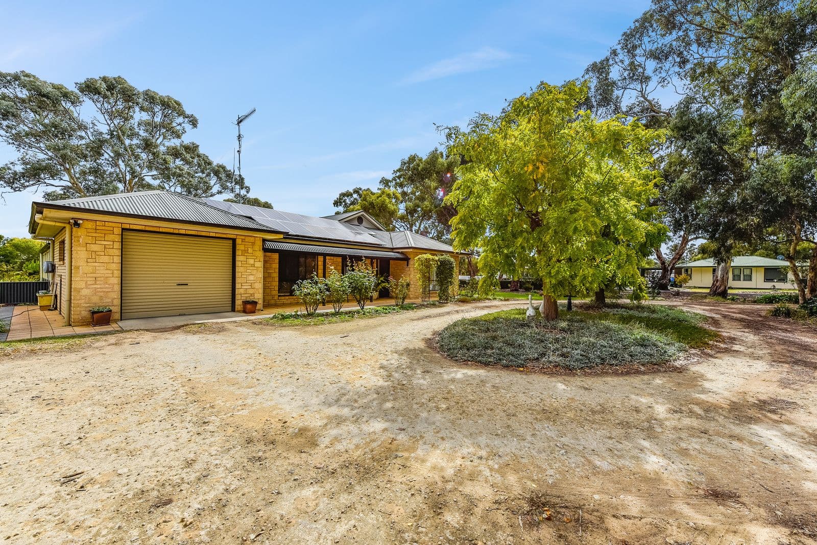 37 Creecoona Terrace, Bordertown SA 5268, Bordertown - Image 1