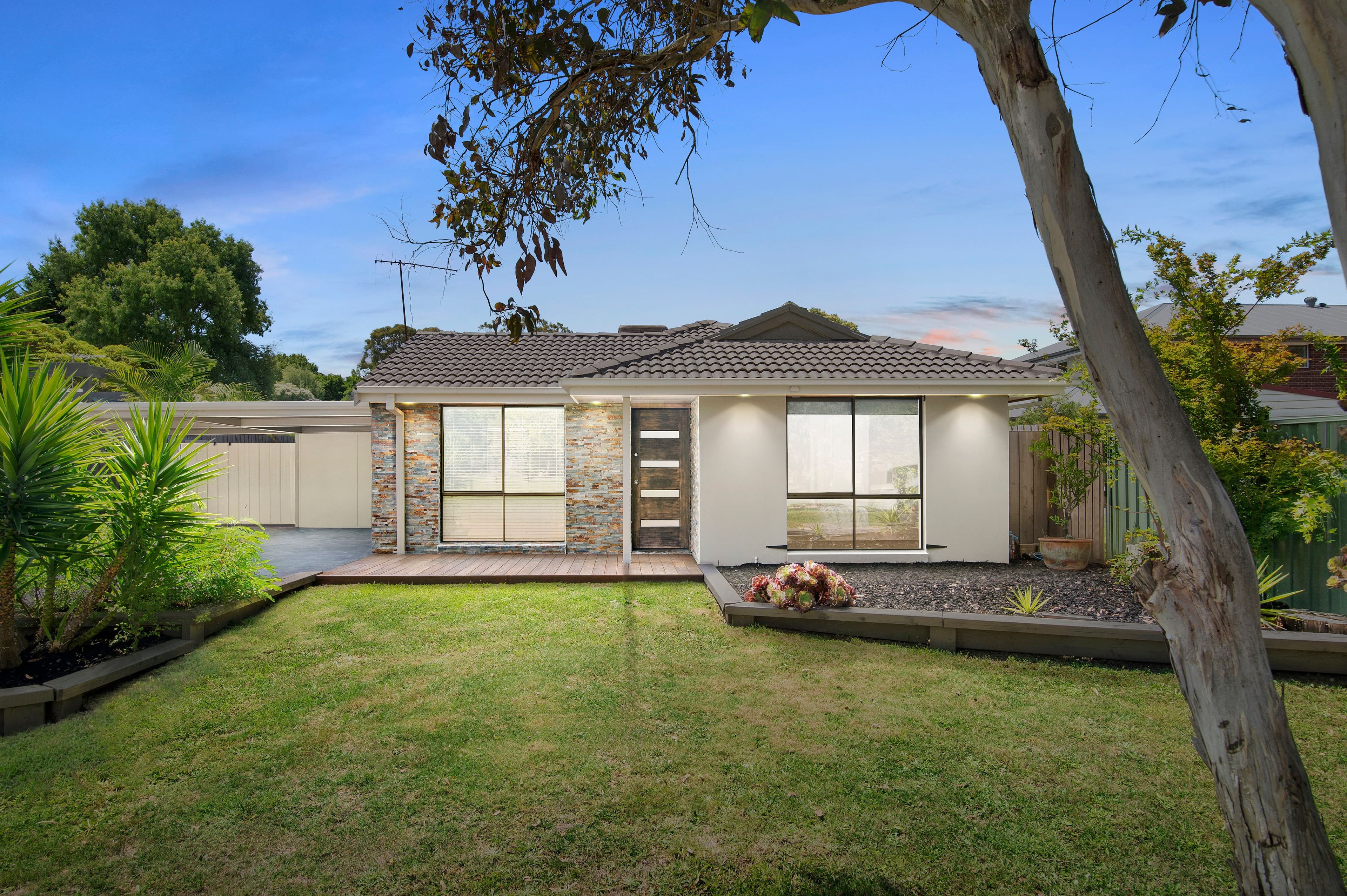1 SCHOOL Walk, Croydon South VIC 3136, Croydon South - Image 1