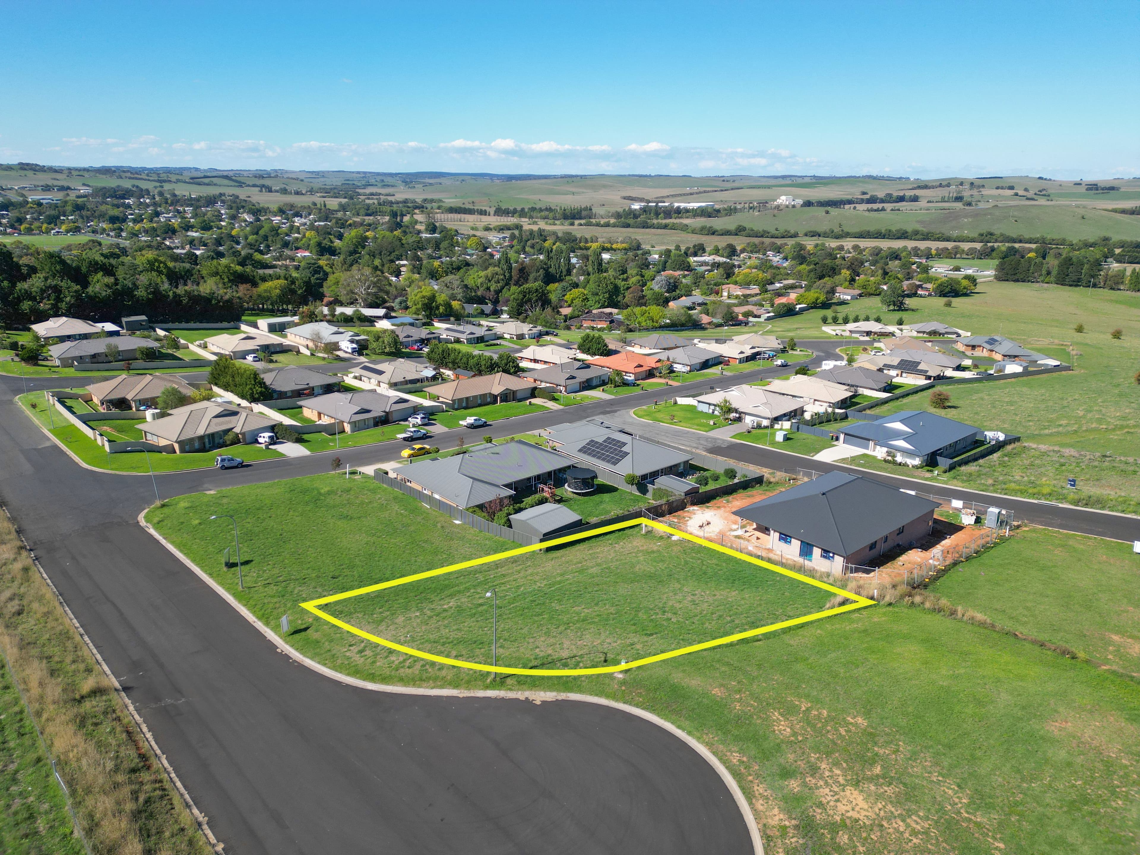 32 Athol Street, Blayney NSW 2799, Blayney - Image 1