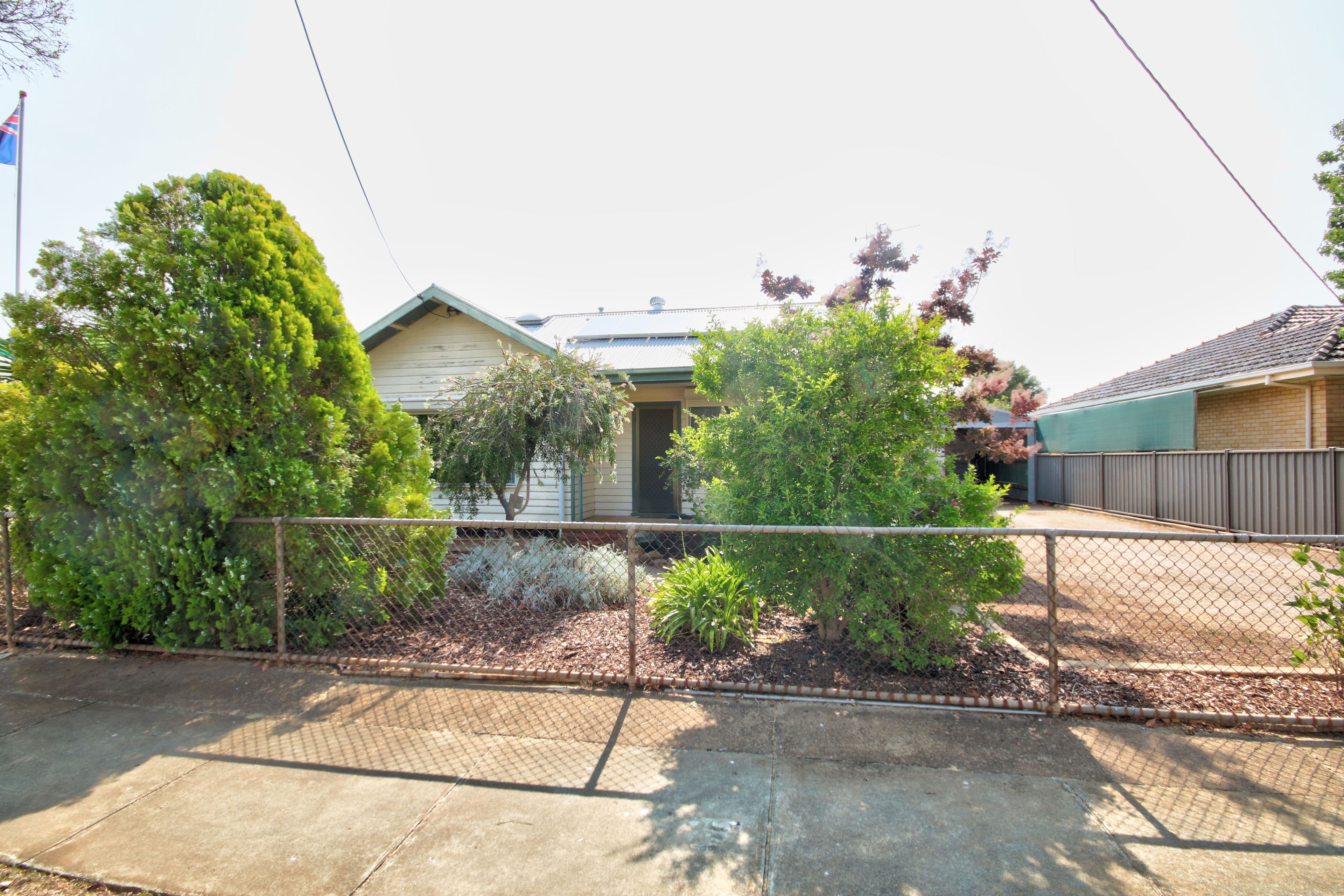 43 Hopetoun Street, Rochester VIC 3561, Rochester - Image 1