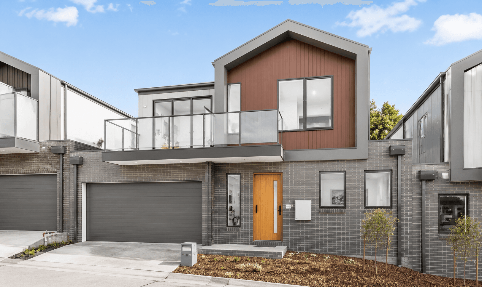 2/25 Cleveland Road, Ashwood VIC 3147, Ashwood - Image 1