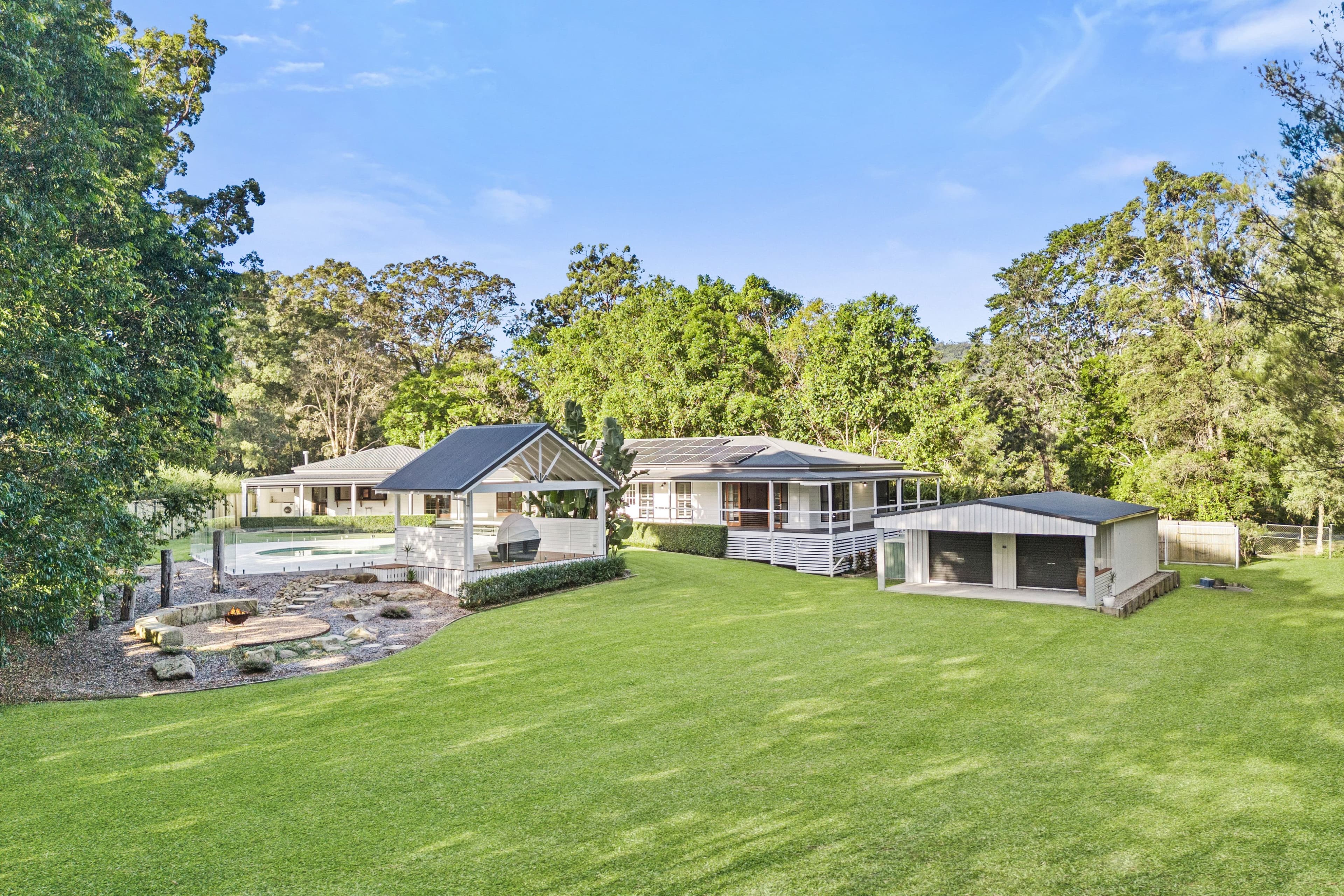 4 HERSDEN Court, Bonogin QLD 4213, Bonogin - Image 1