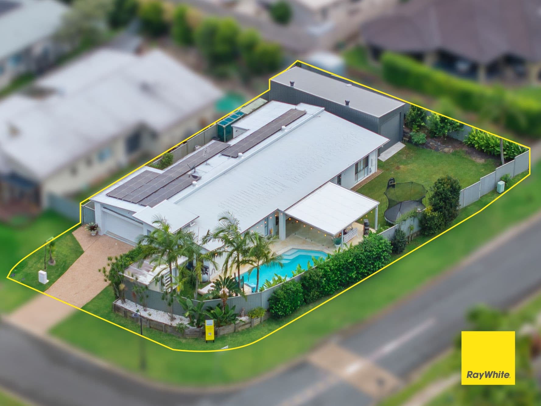9 Emerson Drive, Bonogin QLD 4213, Bonogin - Image 1