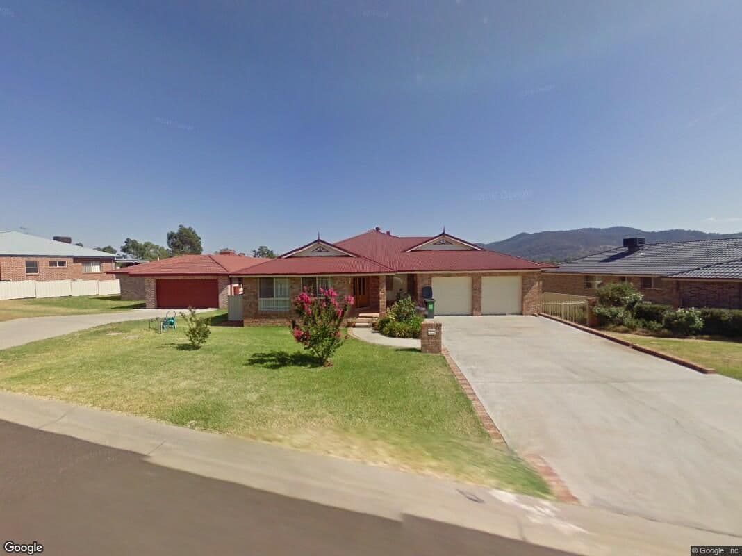 42 Peregrine Avenue, Calala - Image 1