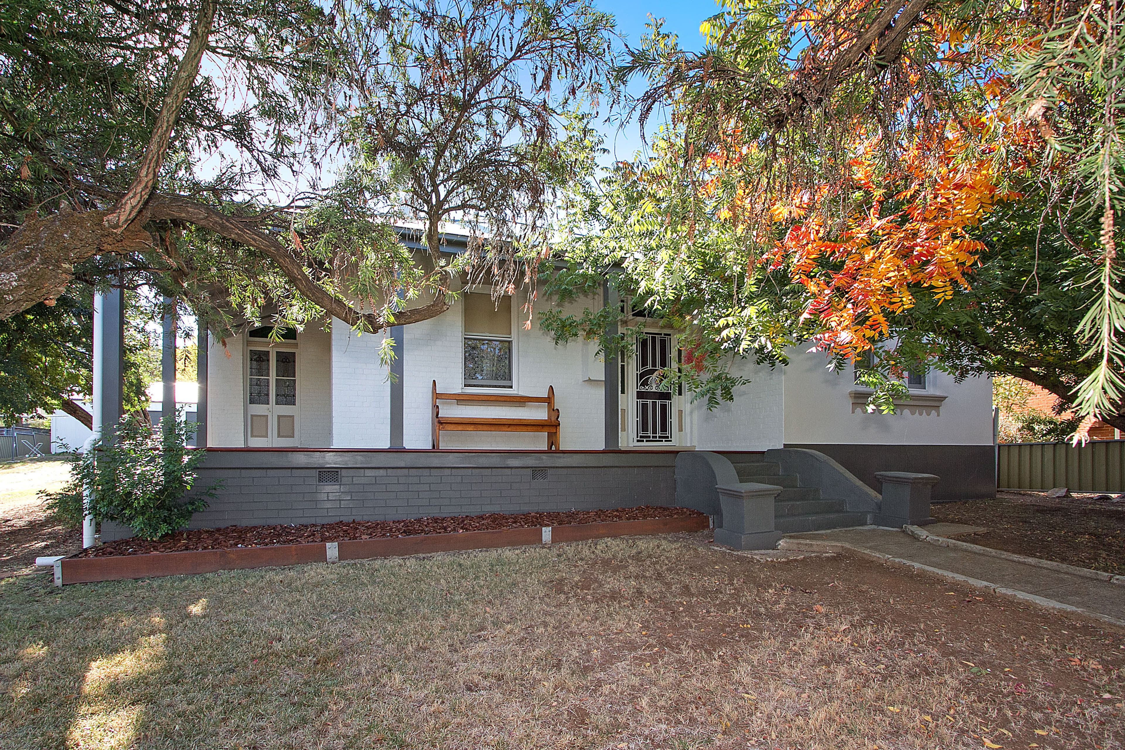 166 Carthage Street, Tamworth NSW 2340, Tamworth - Image 1