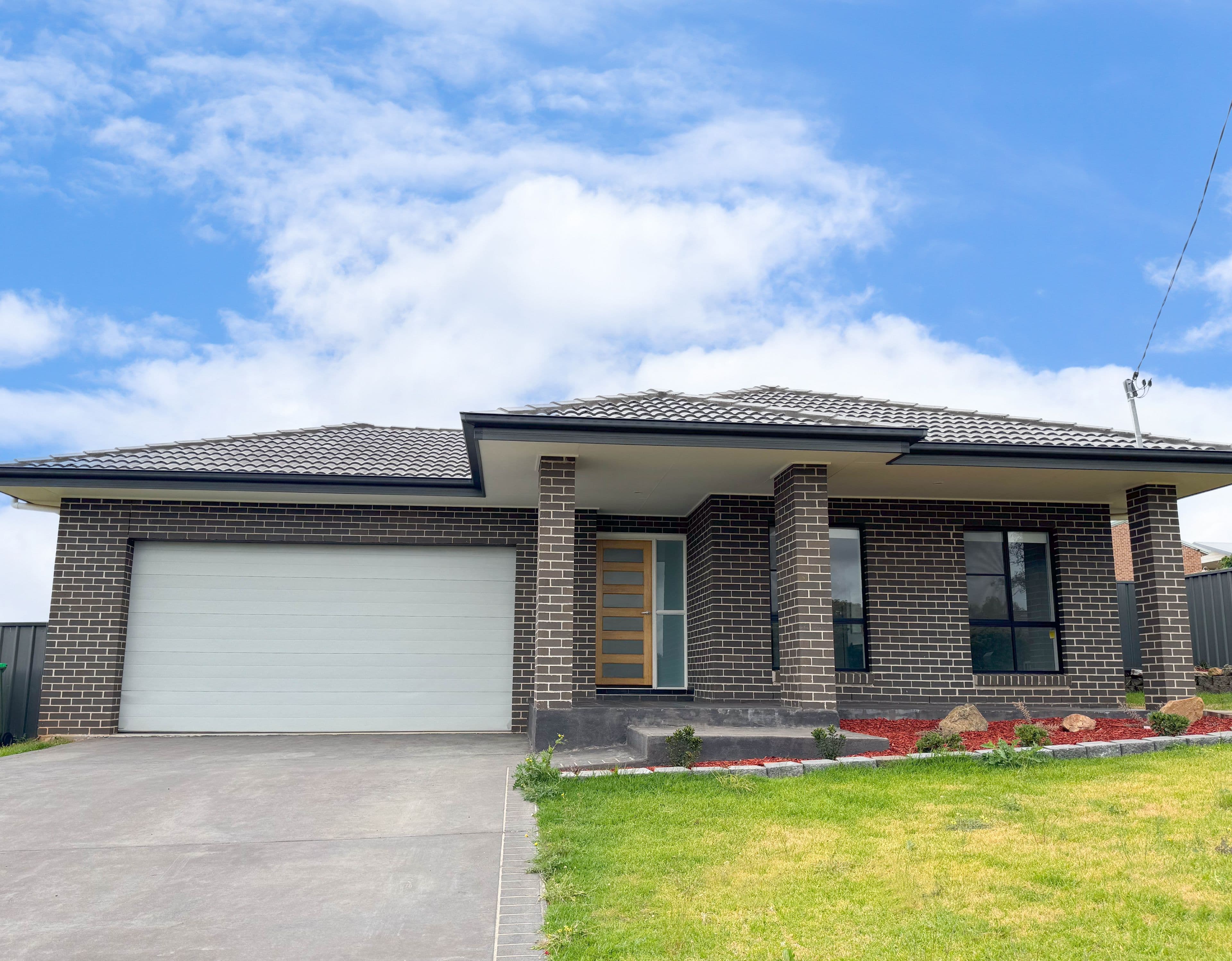 35 Medlyn Street, Parkes NSW 2870, Parkes - Image 1