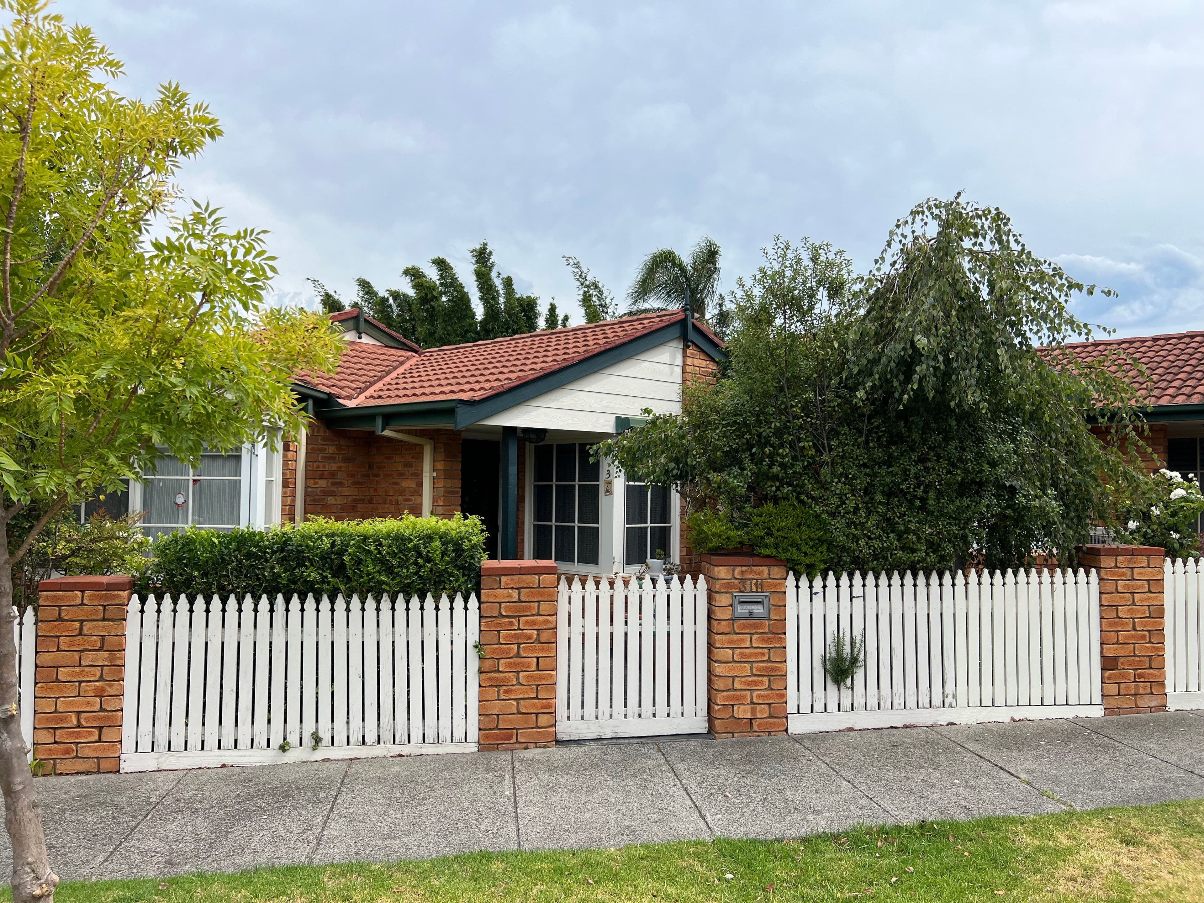 11 Hoffman Street, Cheltenham VIC 3192, Cheltenham - Image 1