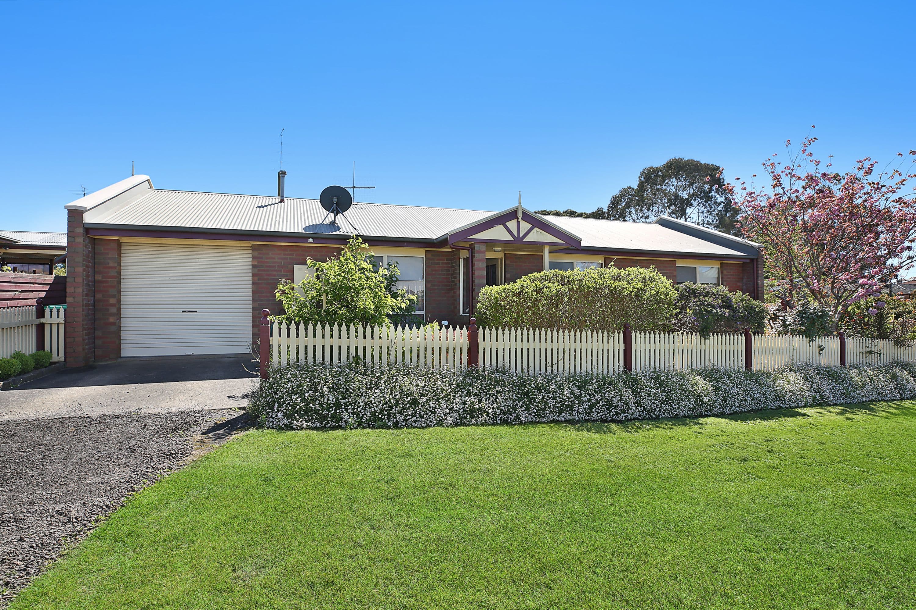 46 Silvester Street, Cobden VIC 3266, Cobden - Image 1