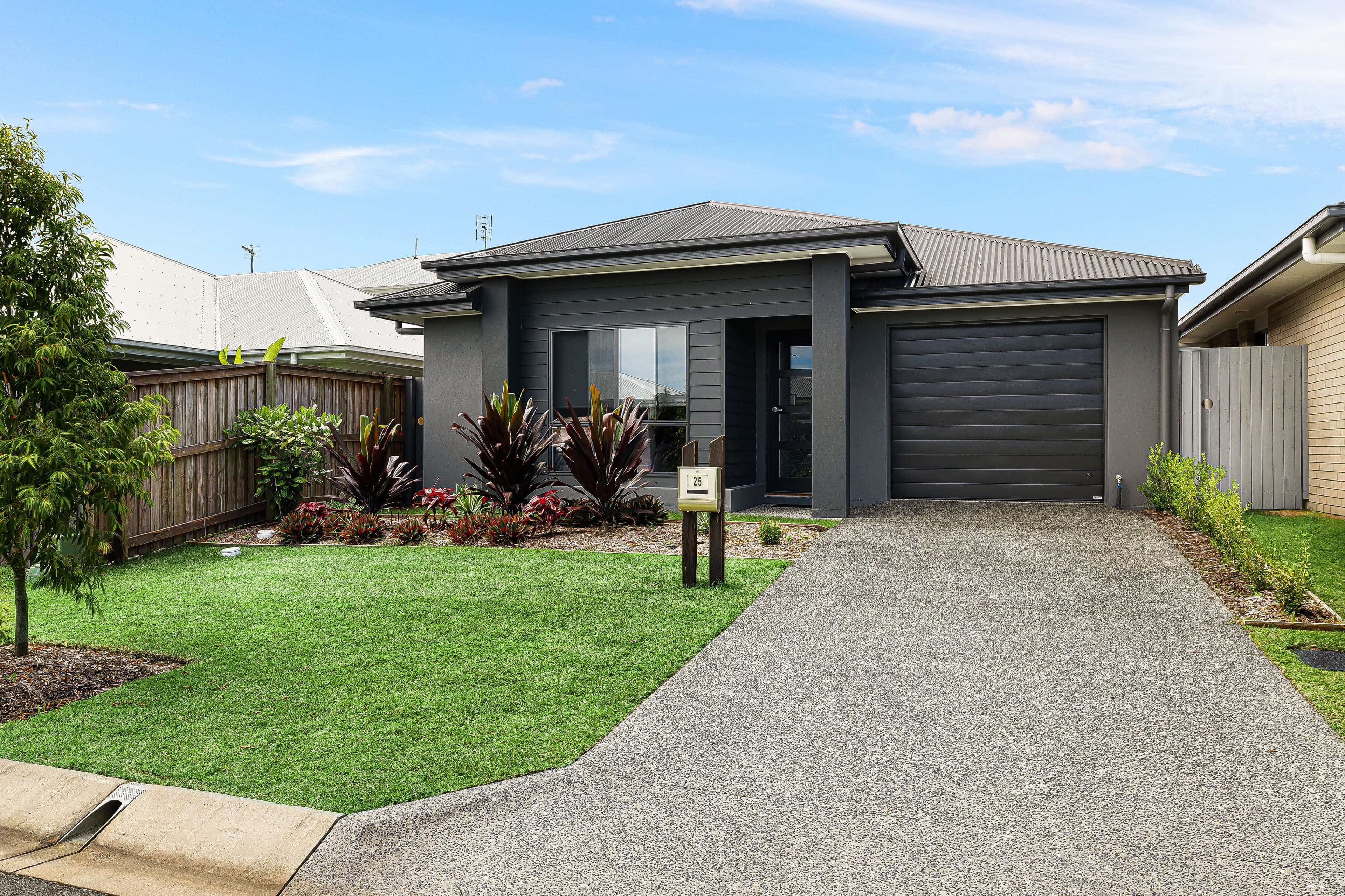 25 Valley Crescent, Palmview QLD 4553, Palmview - Image 1