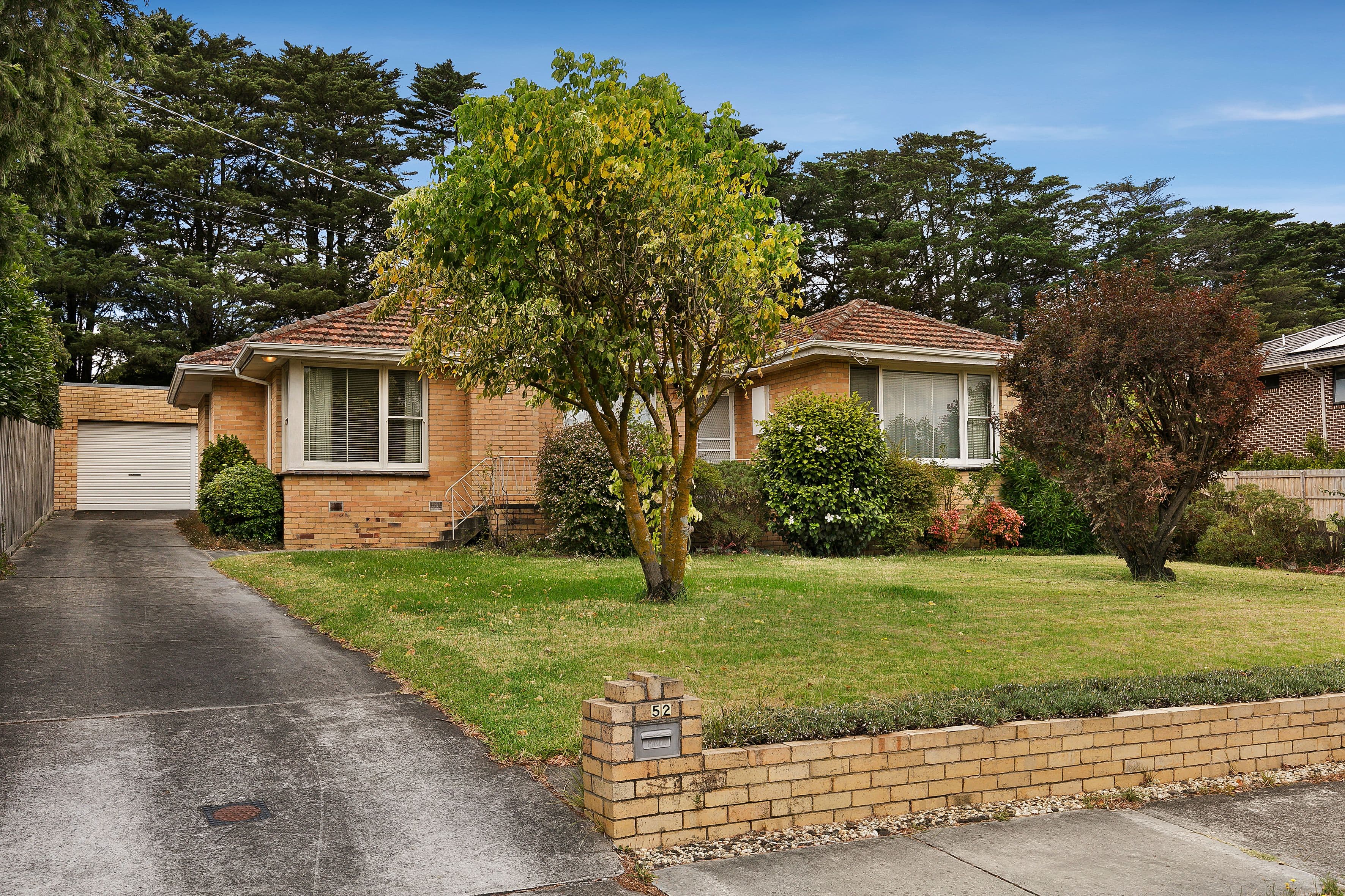52 Pepperell Avenue, Glen Waverley VIC 3150, Glen Waverley - Image 1