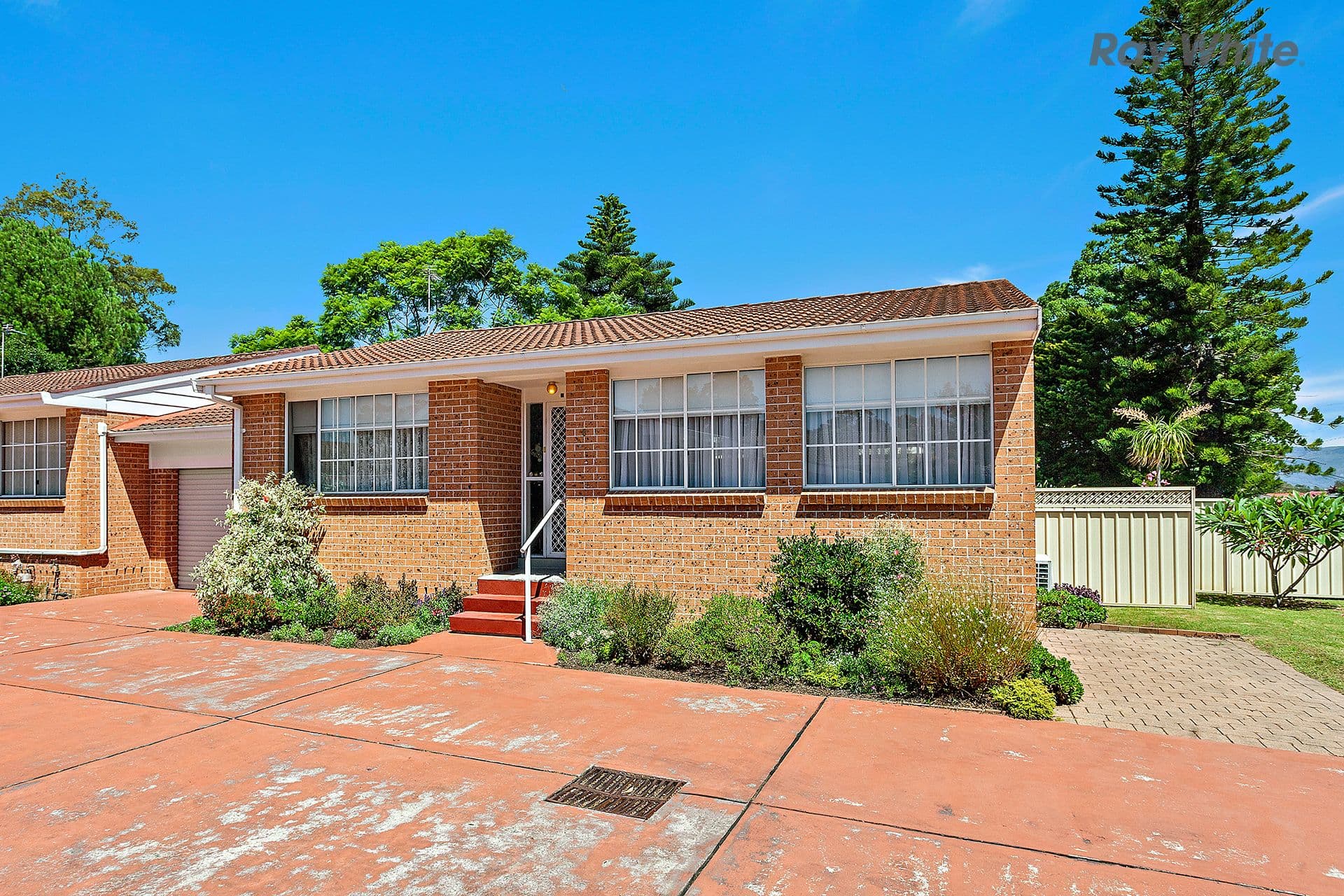 5 Madden Street, Oak Flats NSW 2529, Oak Flats - Image 1