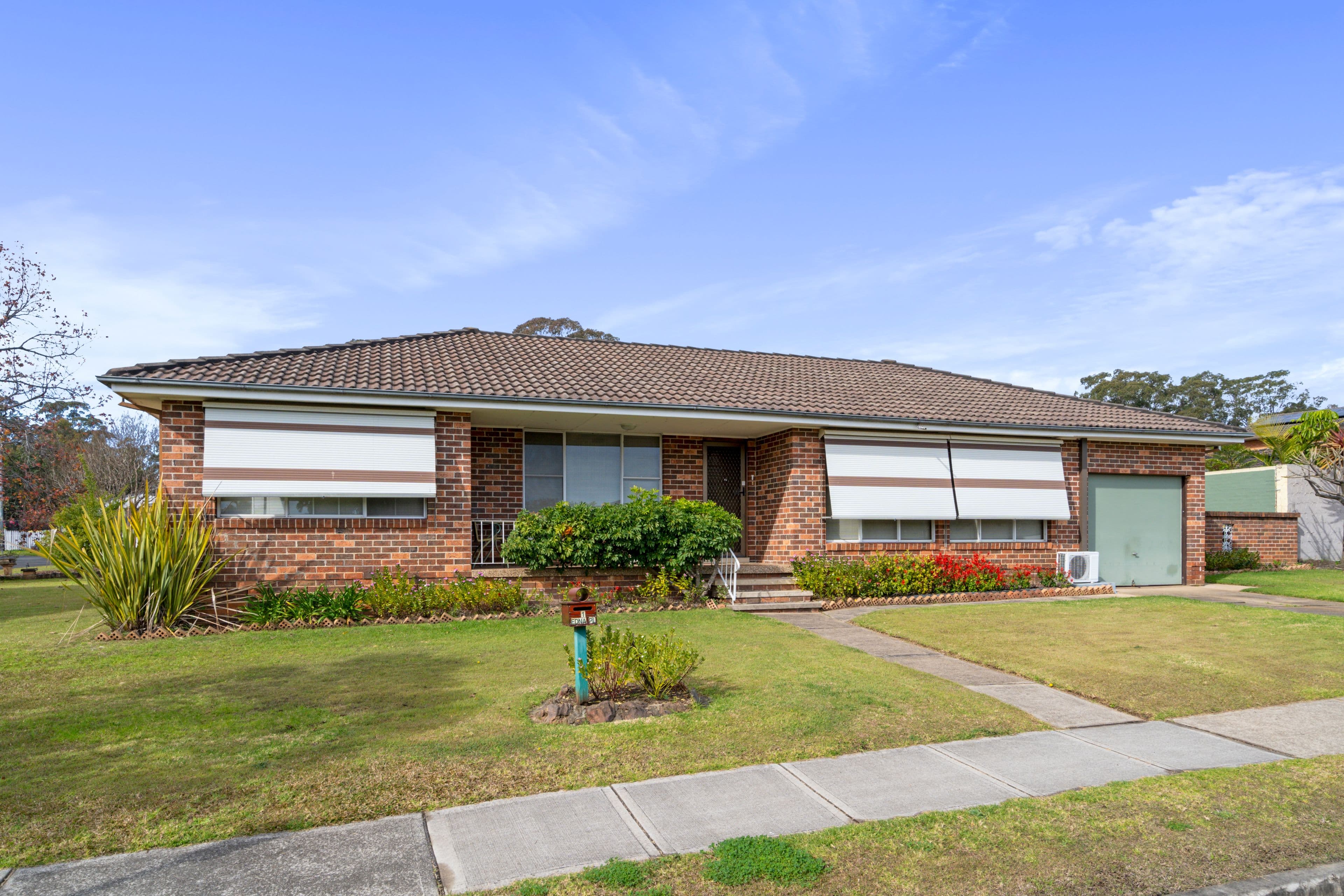 1 Edna Place, Ingleburn NSW 2565, Ingleburn - Image 1