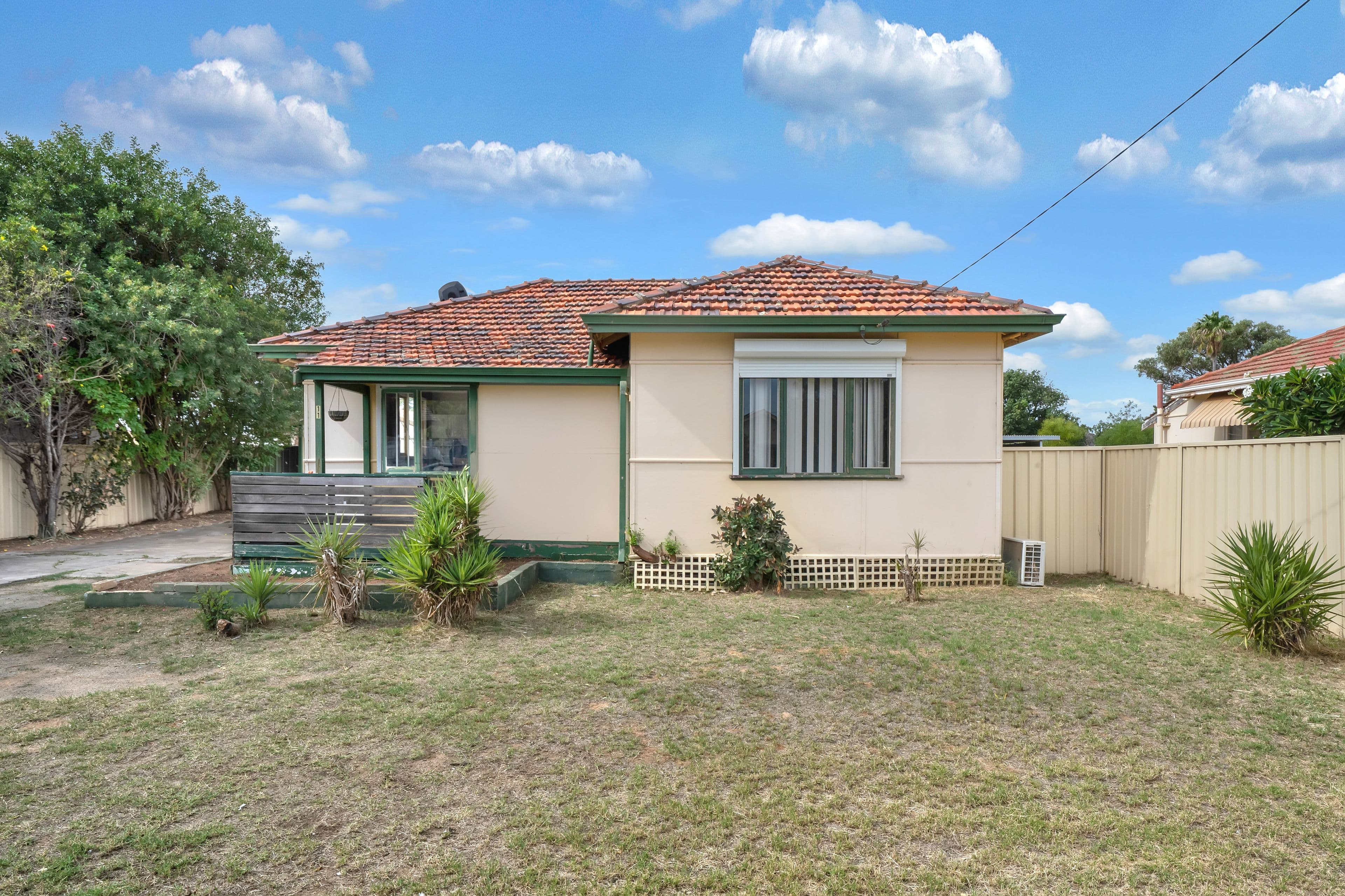 11 Cleopatra Road, Utakarra WA 6530, Utakarra - Image 1