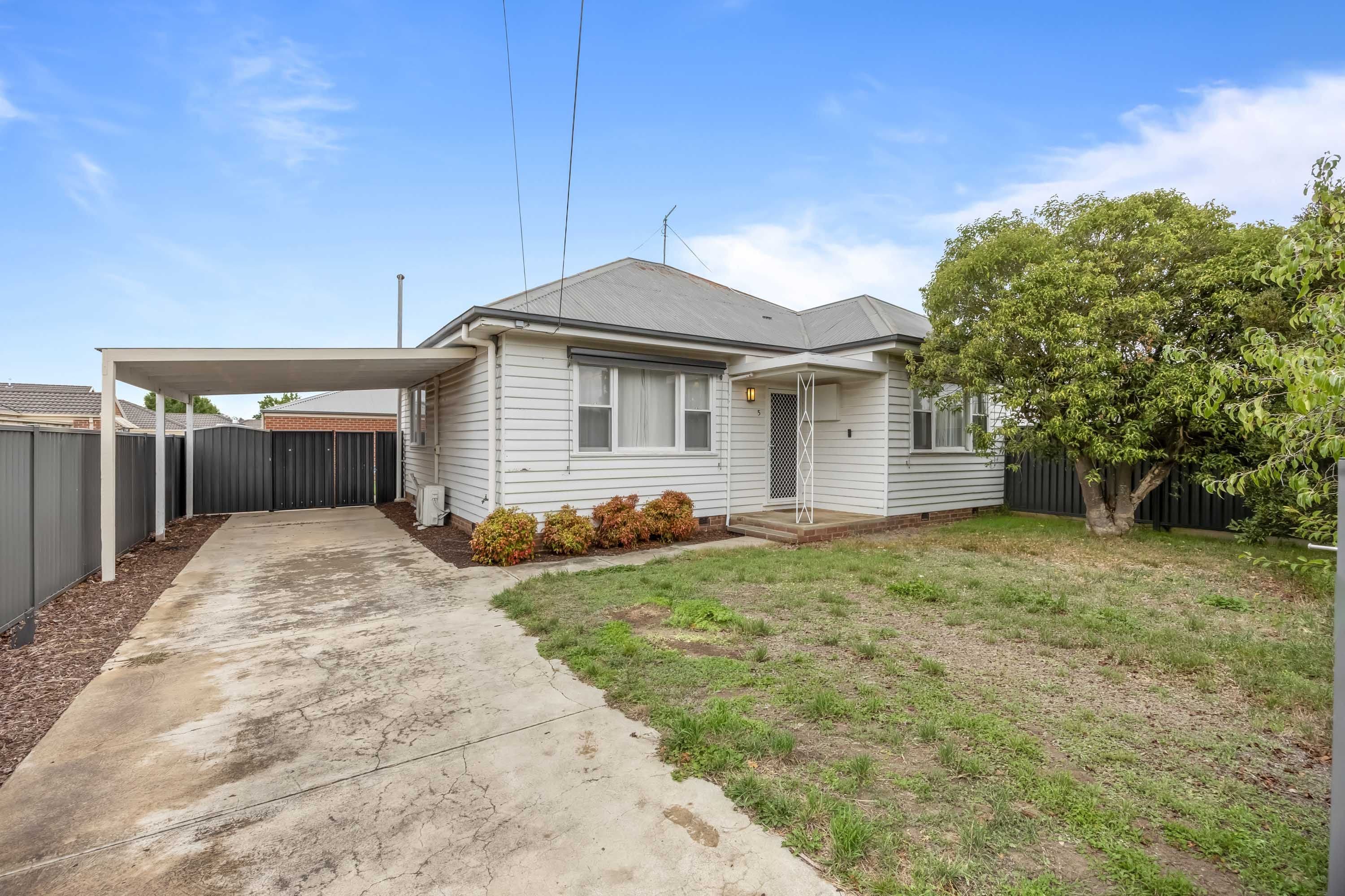 5 Alfred Street, Sebastopol VIC 3356, Sebastopol - Image 1