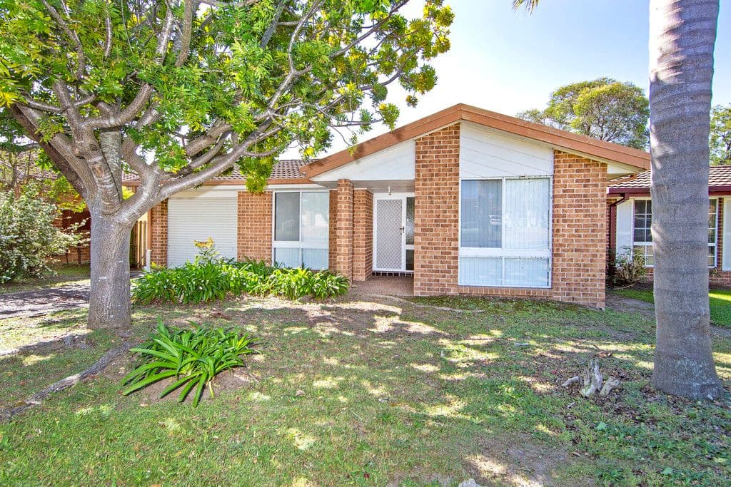 4 Wongala Avenue, Blue Haven NSW 2262, Blue Haven - Image 1