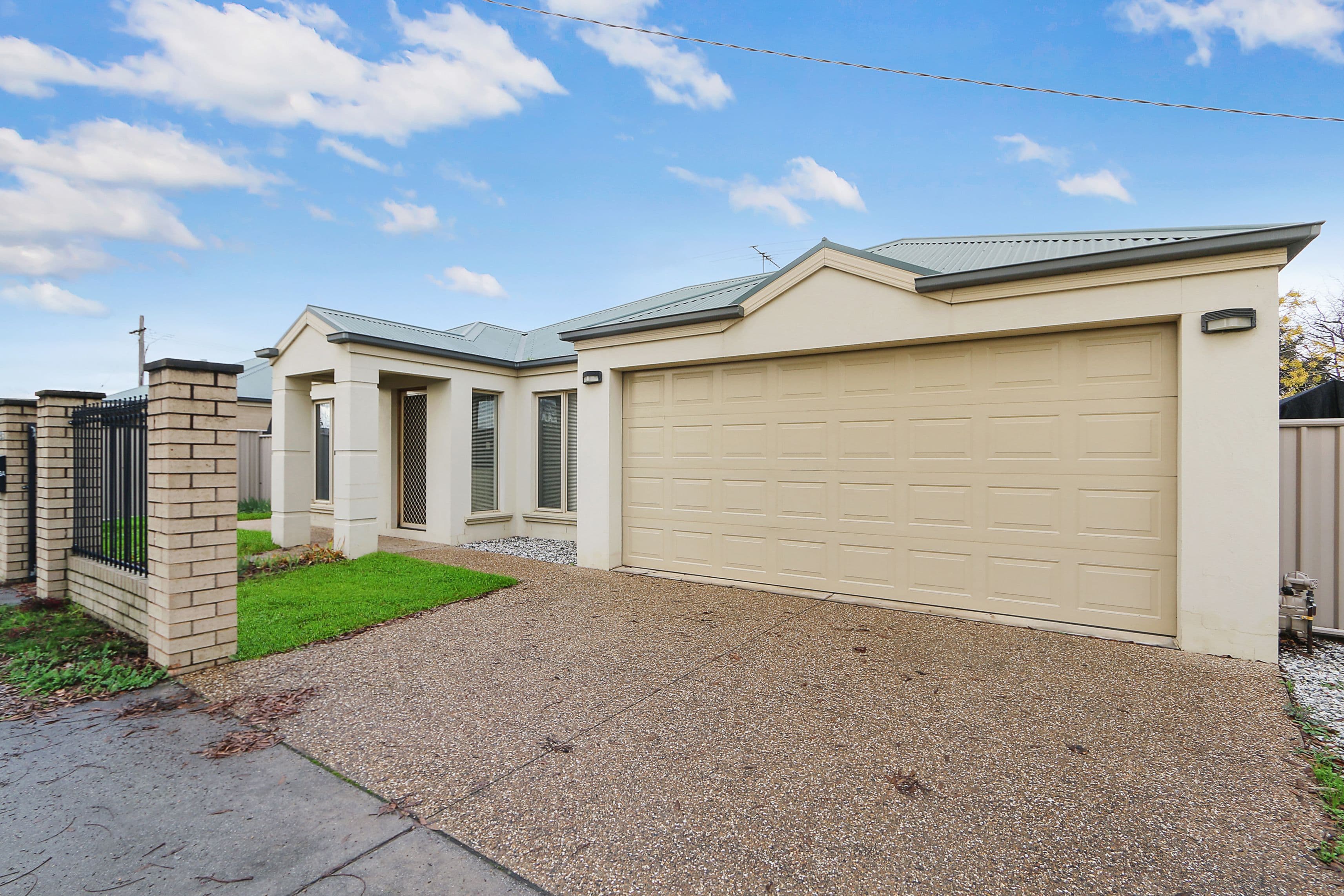 223A Lawrence Street, Wodonga VIC 3690, Wodonga - Image 1