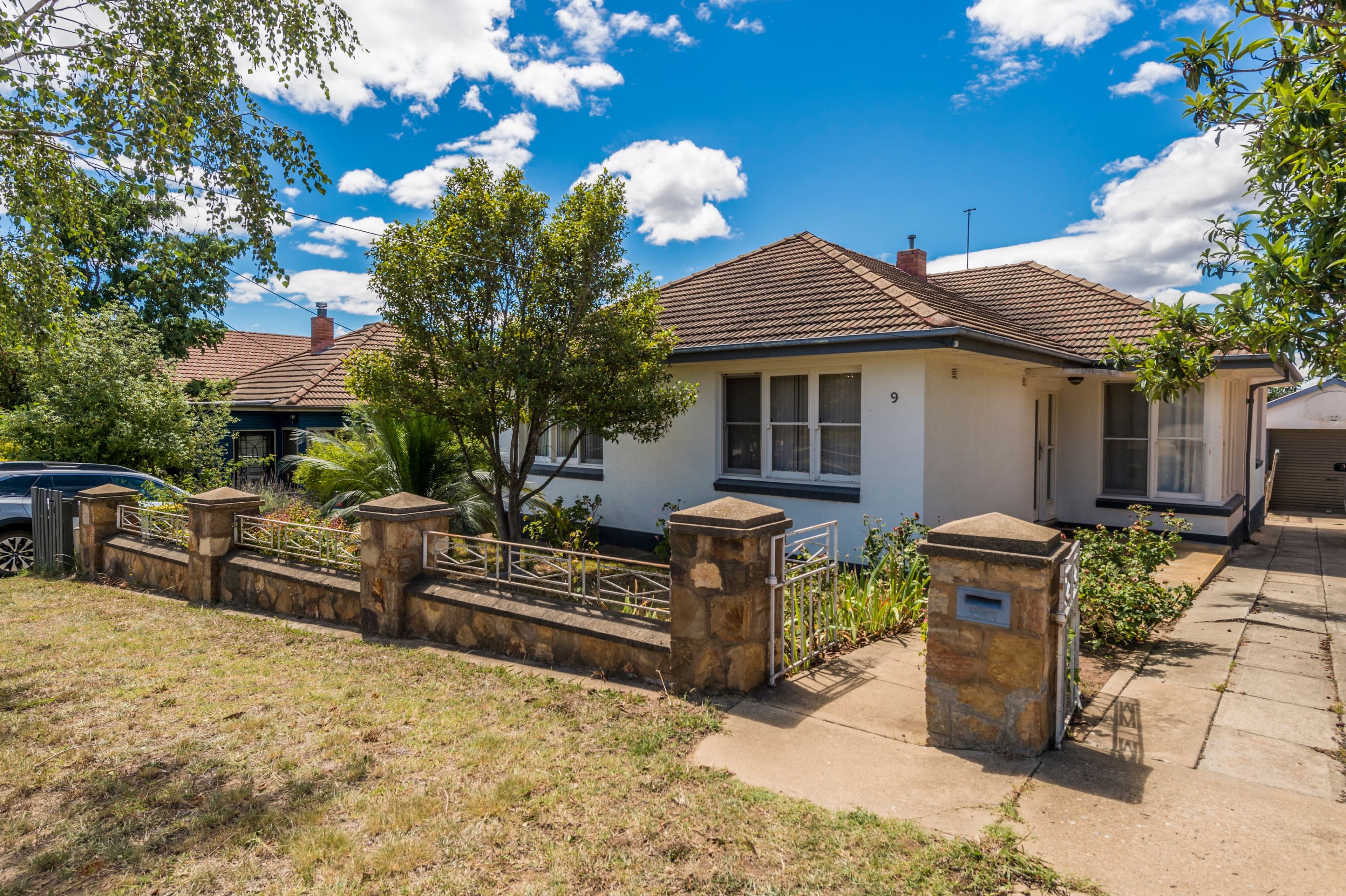 9 Ernest Street, Crestwood - Image 1
