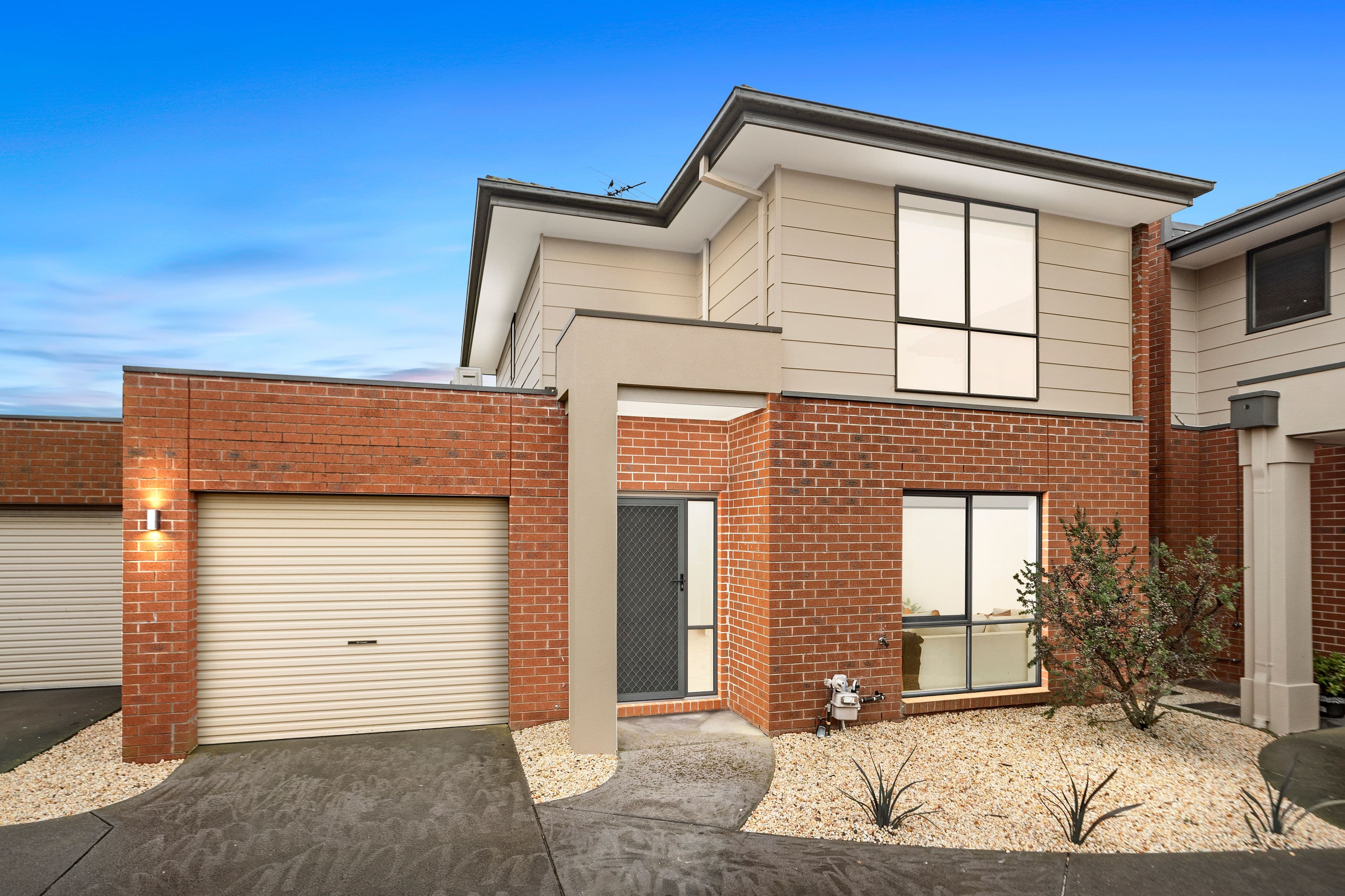 30 Simon Court, Hampton Park VIC 3976, Hampton Park - Image 1