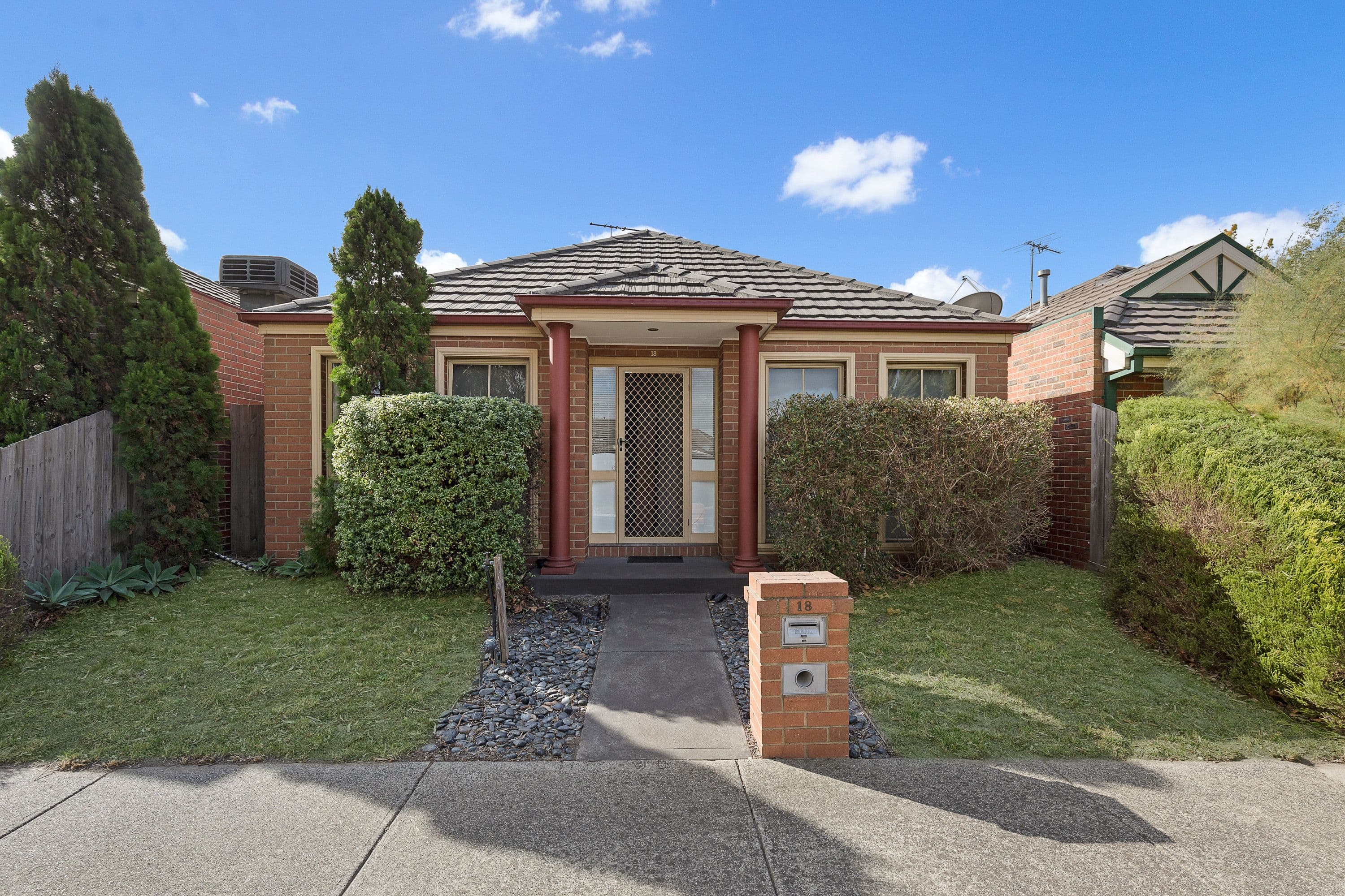 18 Nouvelle Grove, South Morang VIC 3752, South Morang - Image 1