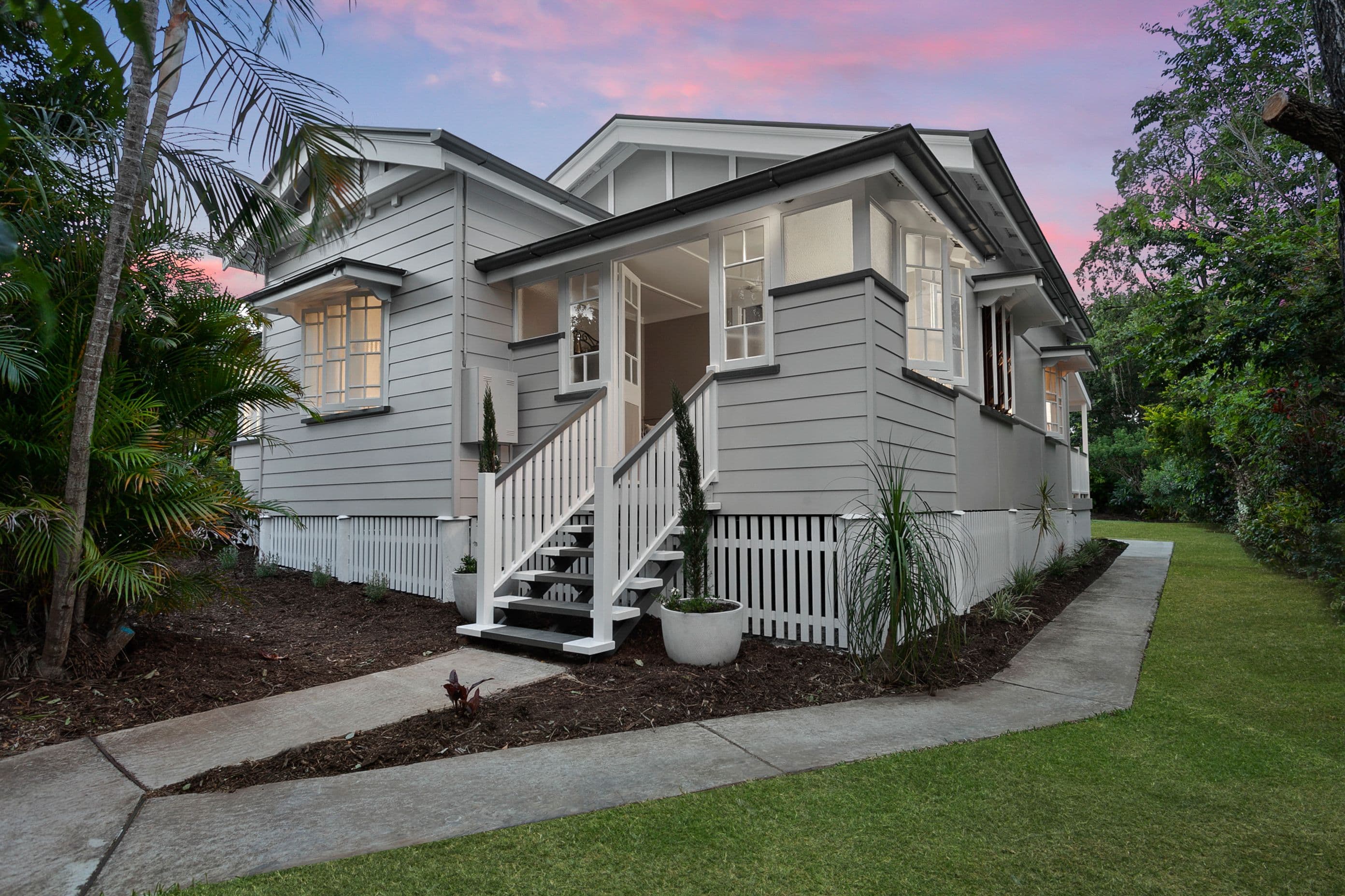 12 Molloy Street, Silkstone QLD 4304, Silkstone - Image 1