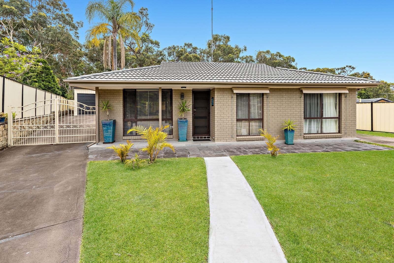 16 Fulmar Close, Mount Hutton - Image 1
