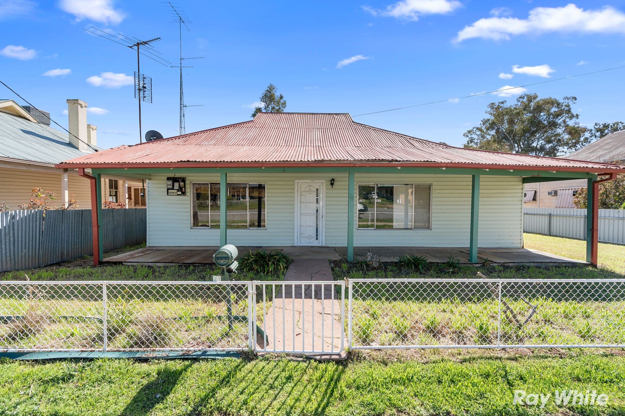 24 Waterview Street, Ganmain NSW 2702, Ganmain - Image 1