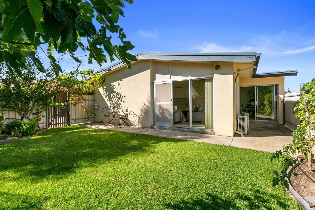 1/4 Saltash Avenue, Christies Beach SA 5165, Christies Beach - Image 1