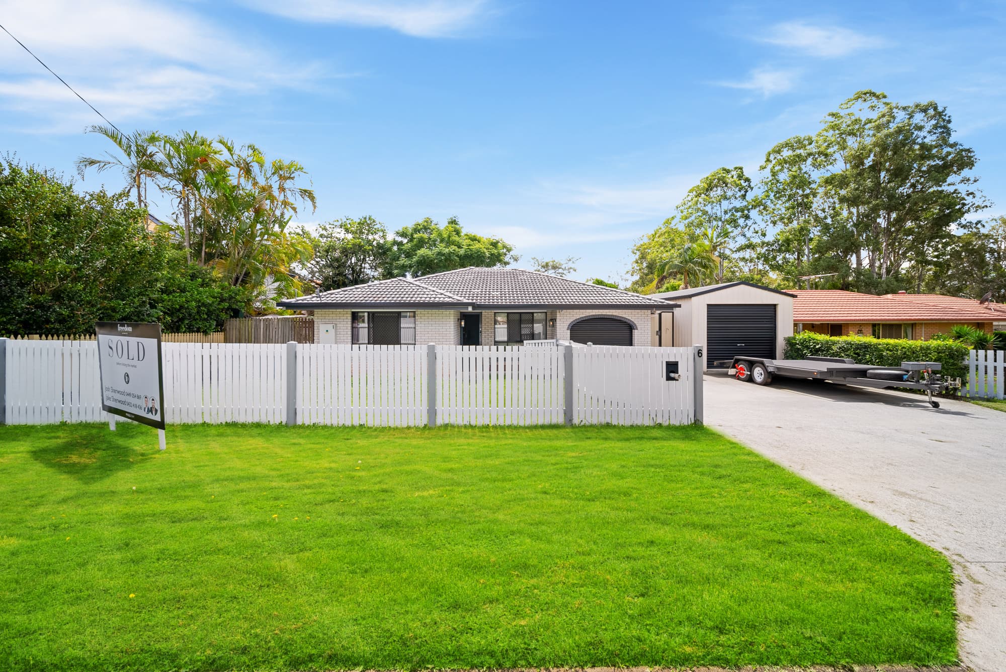 6 Hampton Court, Birkdale, Birkdale - Image 1