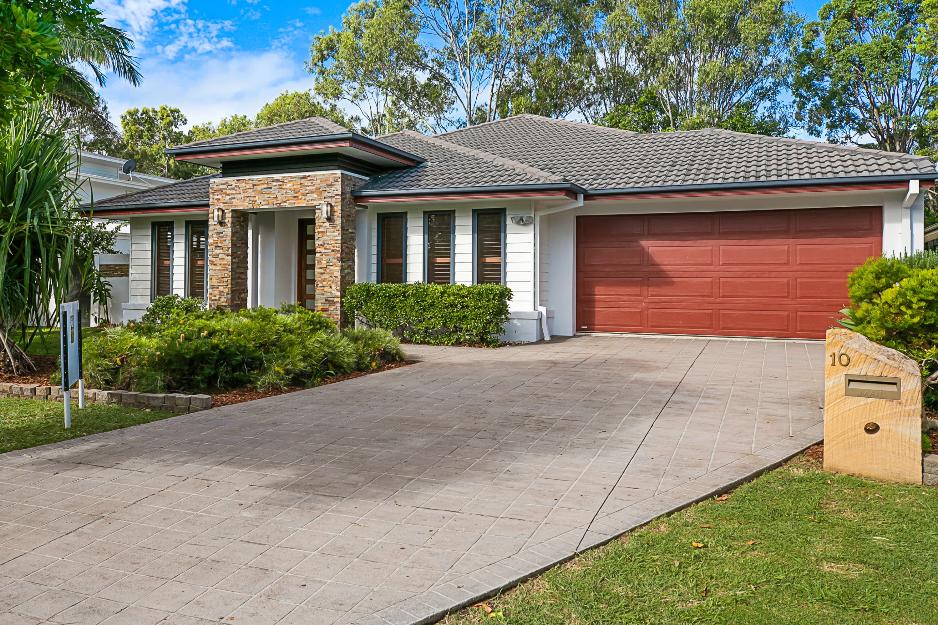 10 Casey Close, Ormiston, Ormiston - Image 1