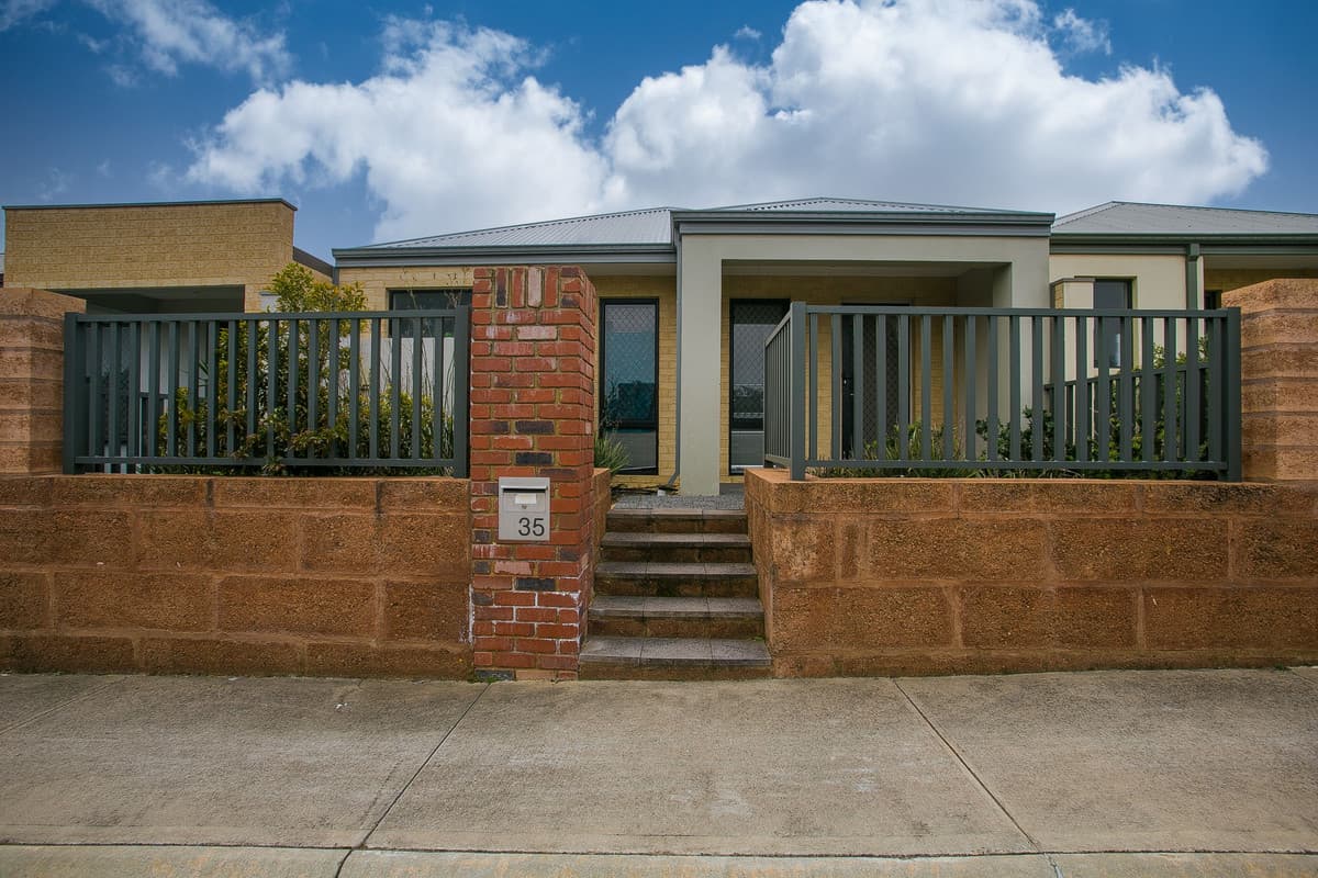 35 Havarti Loop, Byford, WA, Byford - Image 1