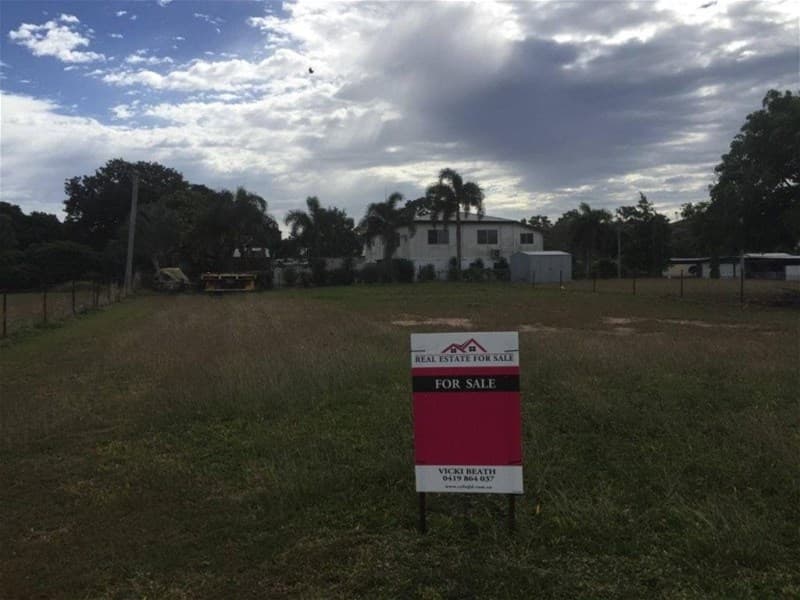16 Conway Street COLLINSVILLE, QLD, Collinsville - Image 1
